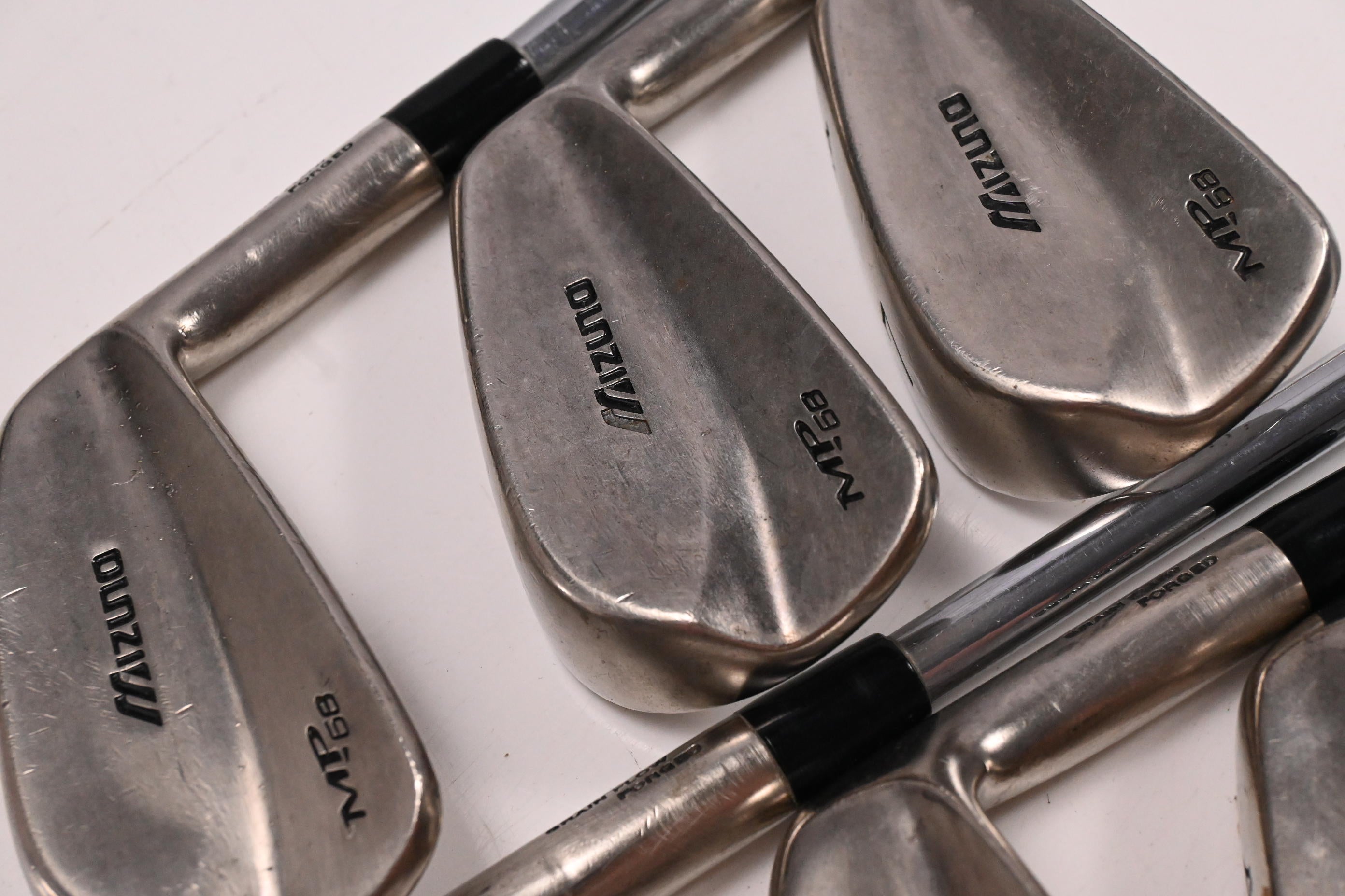 Mizuno MP-68 Irons / 5-PW / Stiff Flex Dynamic Gold S300 Shafts