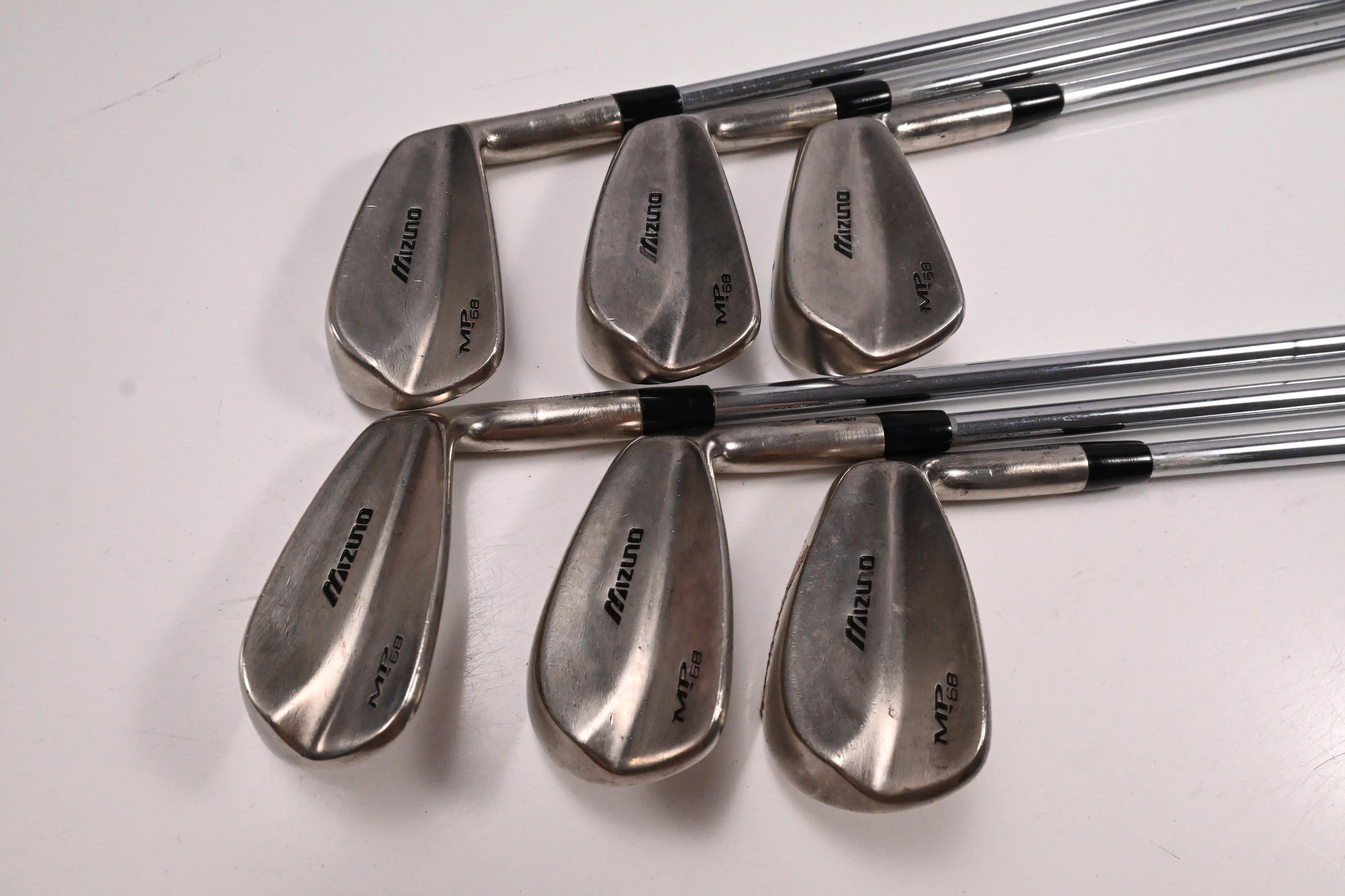Mizuno MP-68 Irons / 5-PW / Stiff Flex Dynamic Gold S300 Shafts