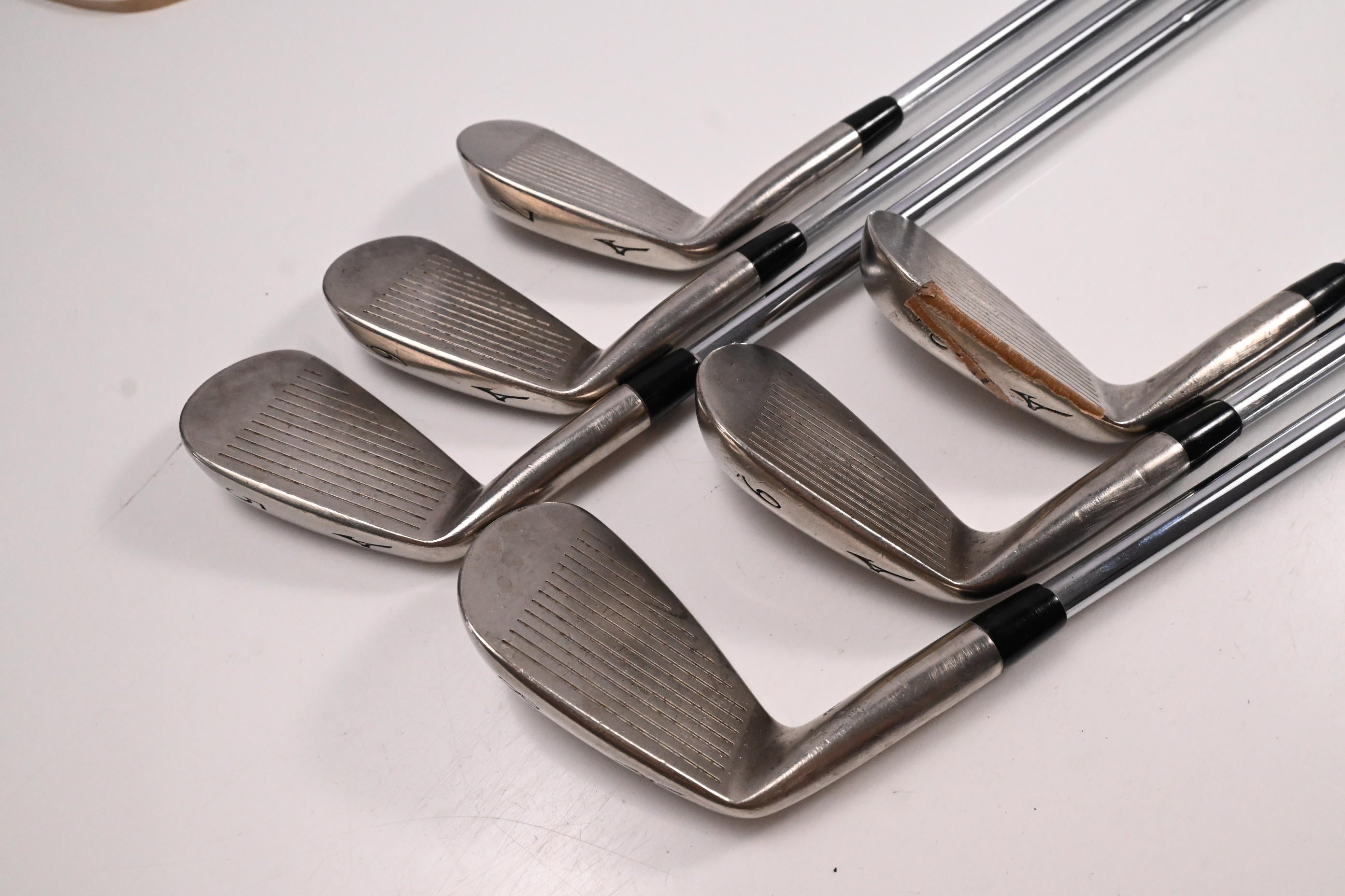 Mizuno MP-68 Irons / 5-PW / Stiff Flex Dynamic Gold S300 Shafts