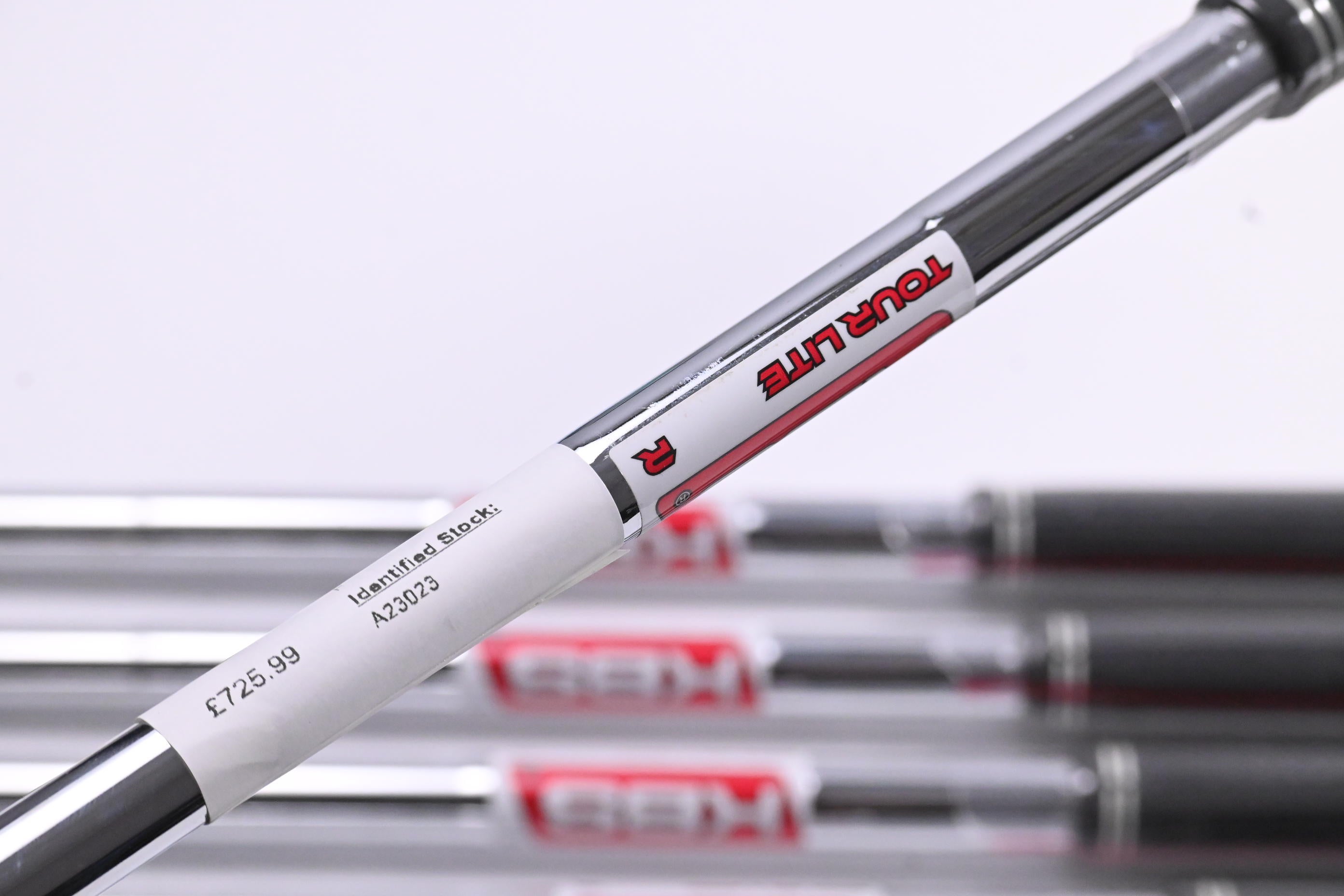 Cobra DS-Adapt Max Irons / 5-PW+GW / Regular Flex KBS Tour Lite Shafts