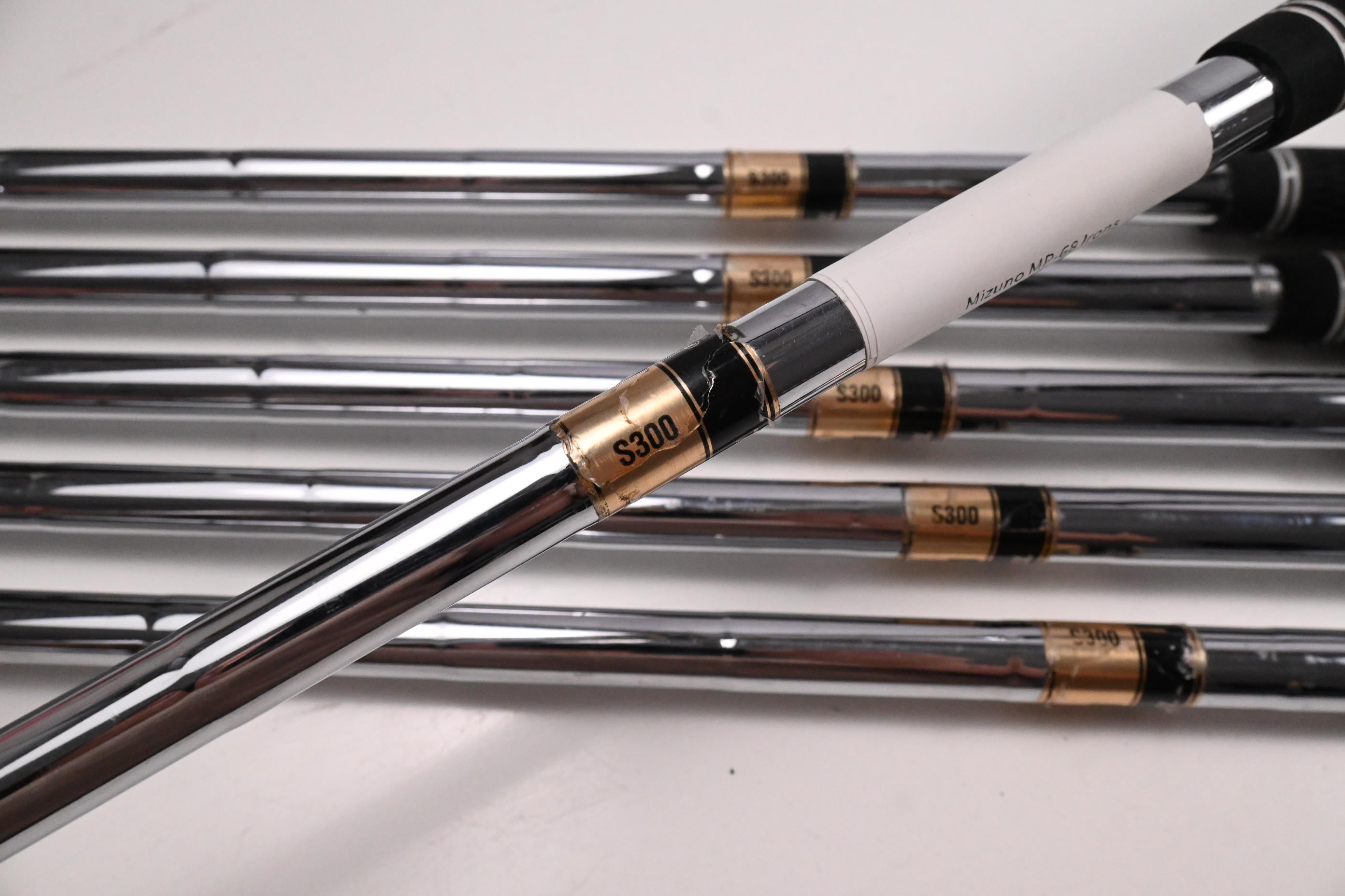 Mizuno MP-68 Irons / 5-PW / Stiff Flex Dynamic Gold S300 Shafts