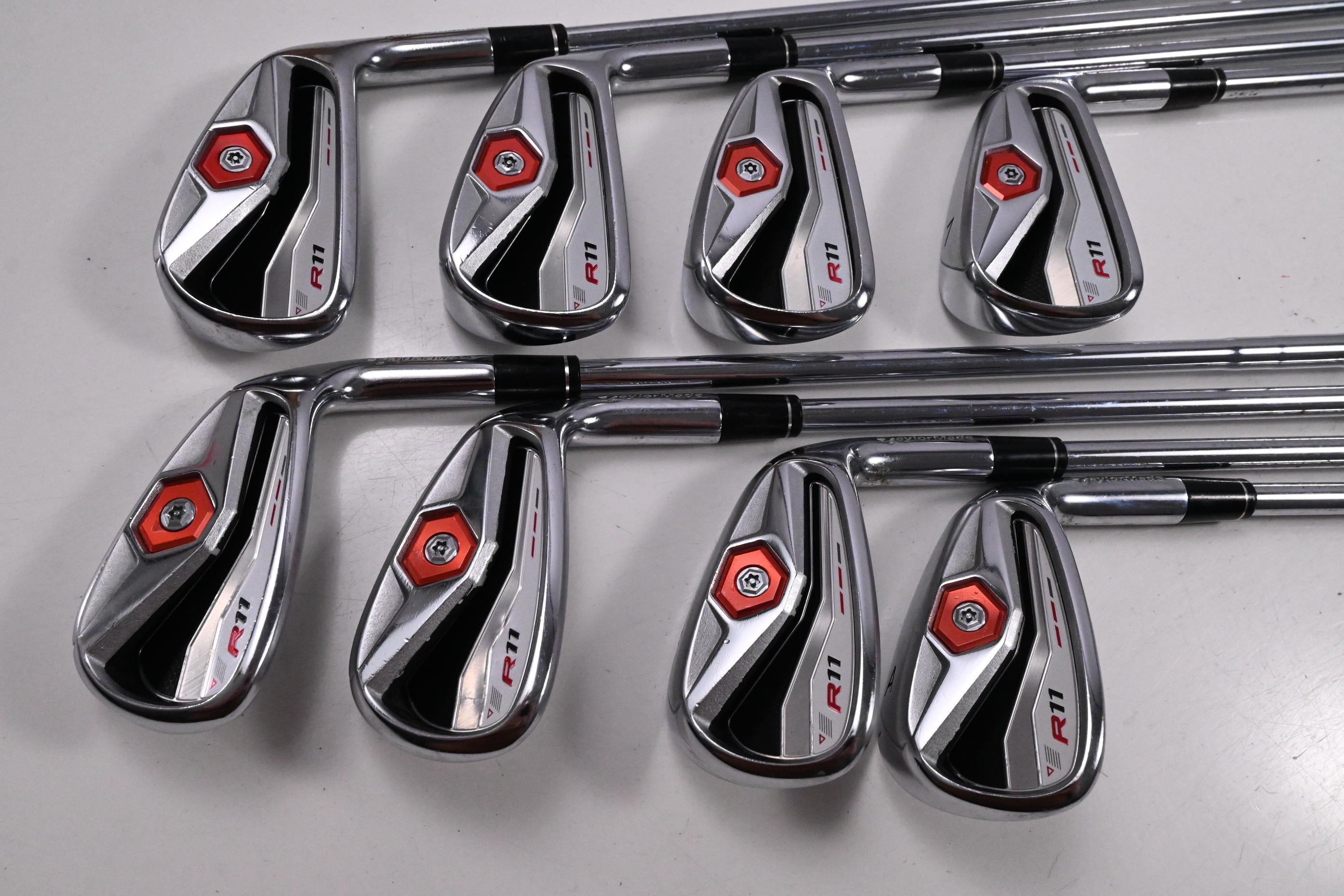 Taylormade R11 Irons / 4-PW+GW / Regular Flex KBS Tour 90 Shafts