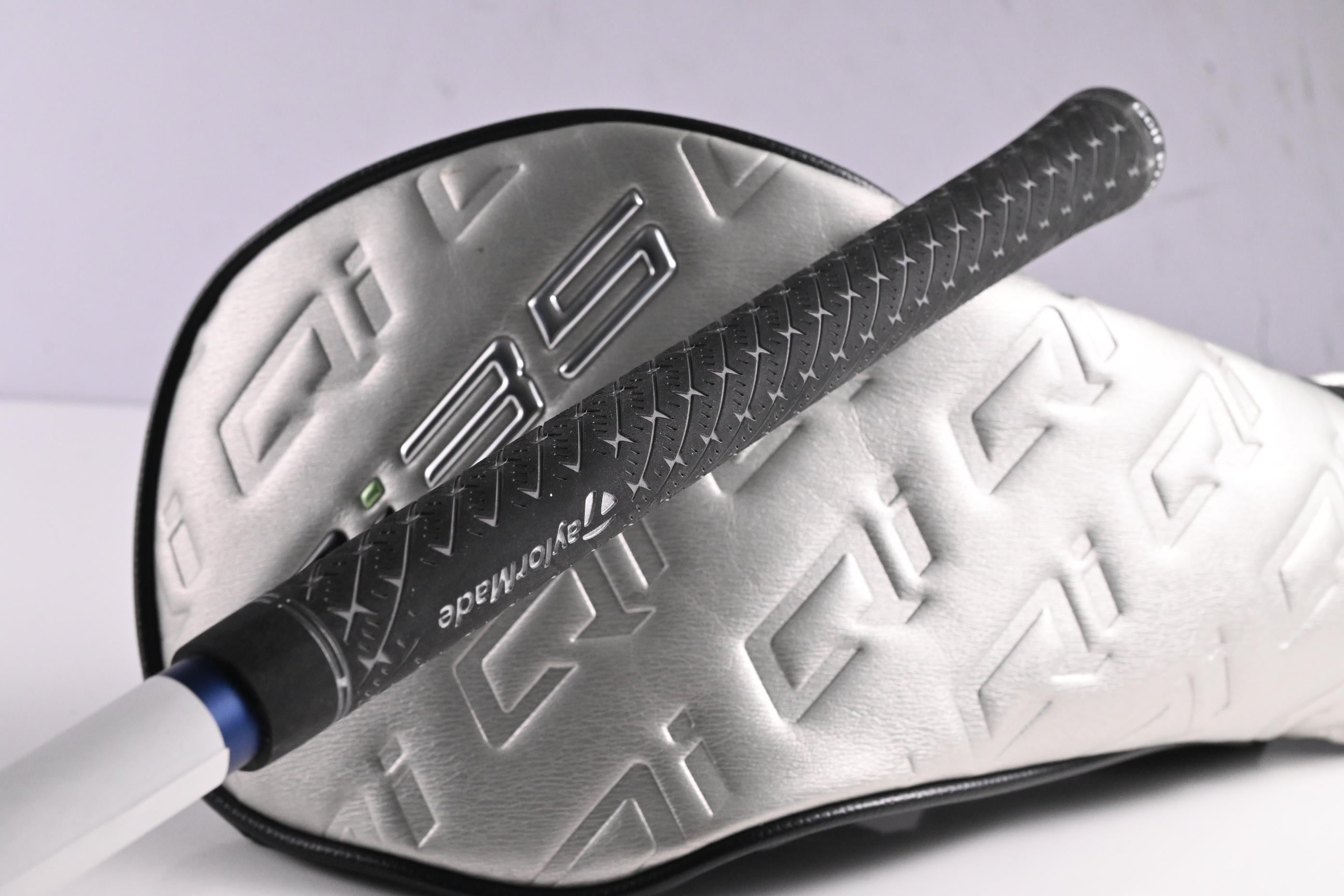 Left Hand Taylormade Qi35 Driver / 10.5 Degree / Regular Flex Ventus Blue 5 Shaft