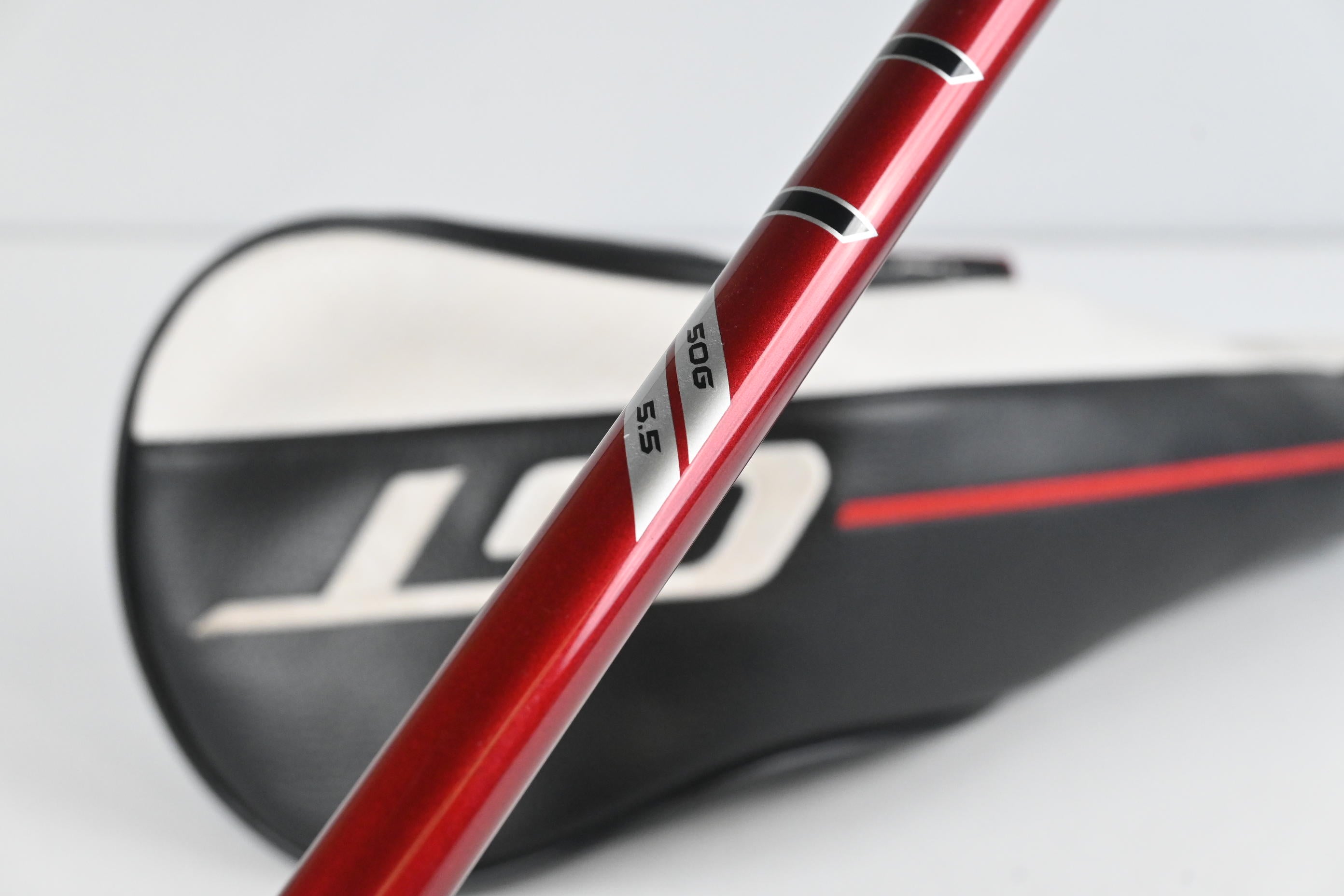 Titleist GT2 Driver / 9 Degree / Regular Flex Denali Red 50 Shaft