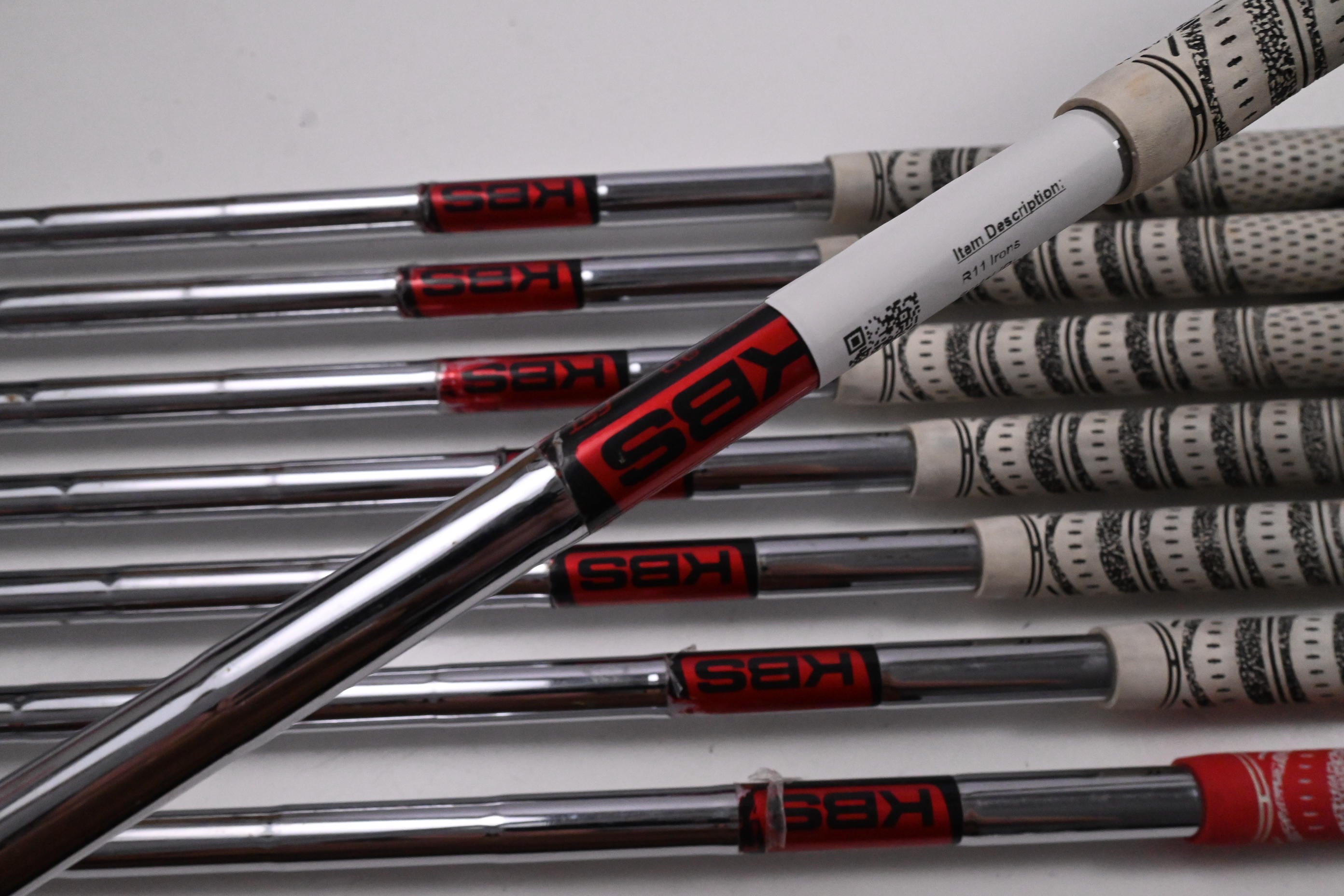 Taylormade R11 Irons / 4-PW+GW / Regular Flex KBS Tour 90 Shafts