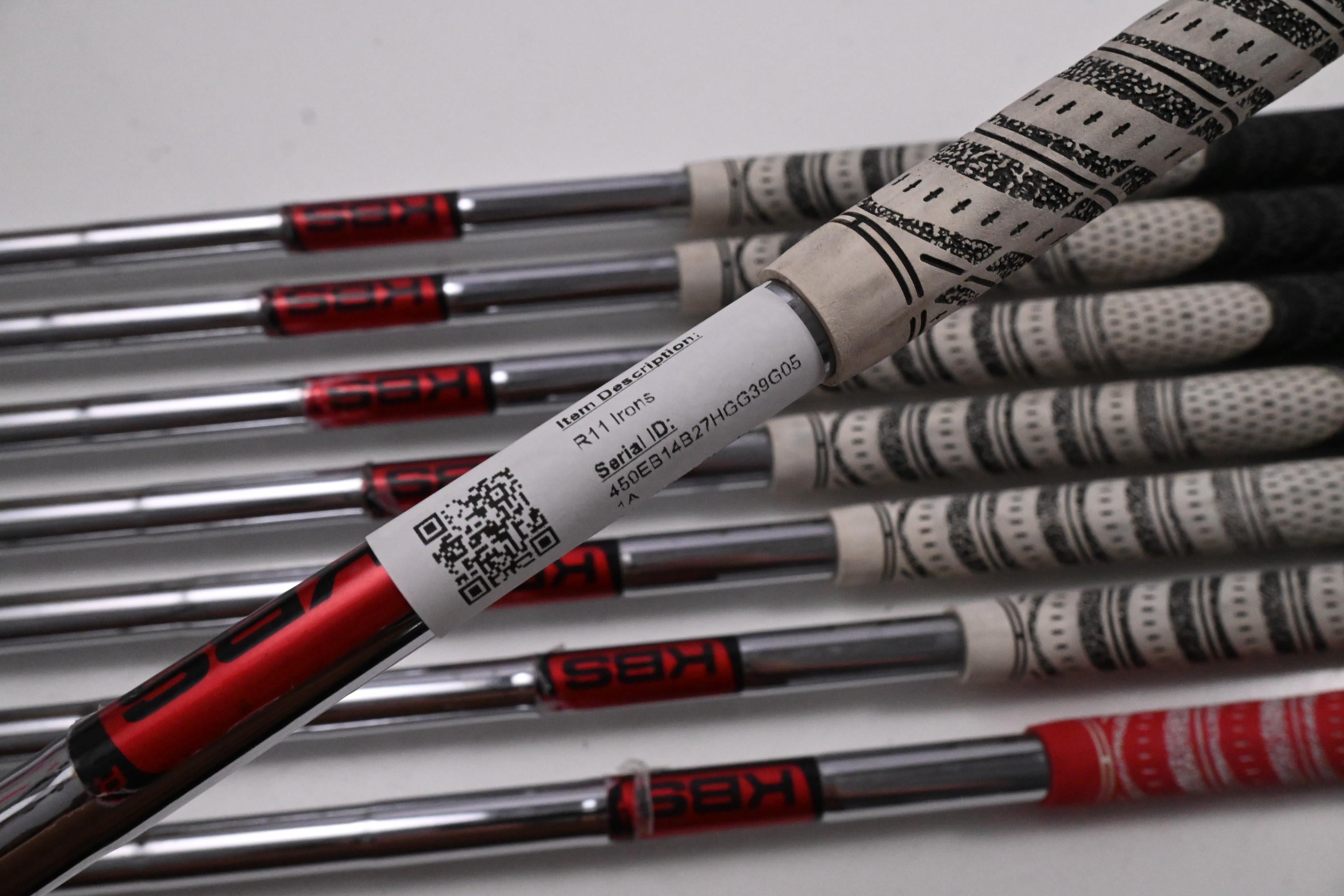 Taylormade R11 Irons / 4-PW+GW / Regular Flex KBS Tour 90 Shafts
