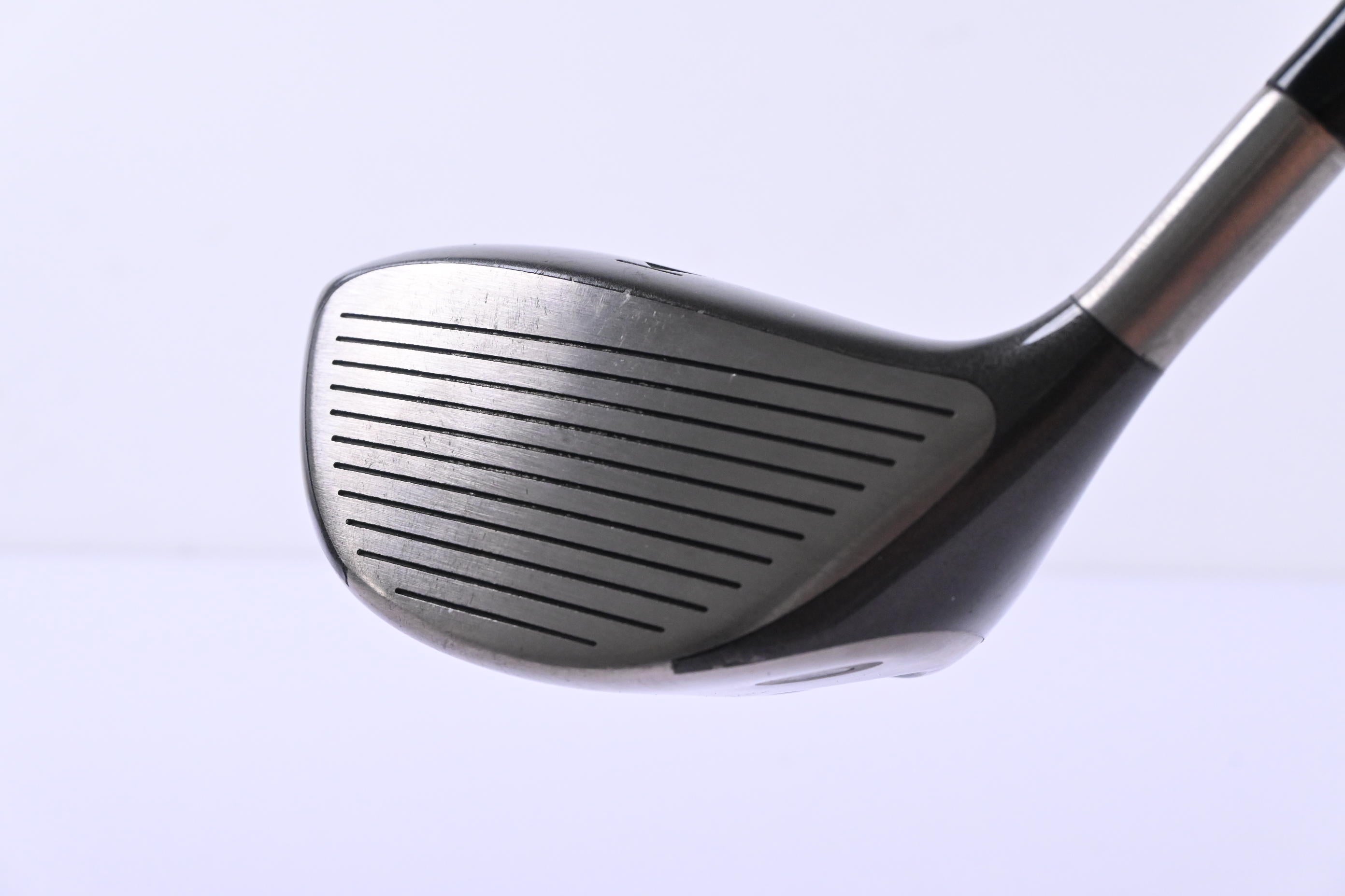 Titleist 975 D Driver / 10.5 Degree / Regular Flex Grafalloy Blue Shaft