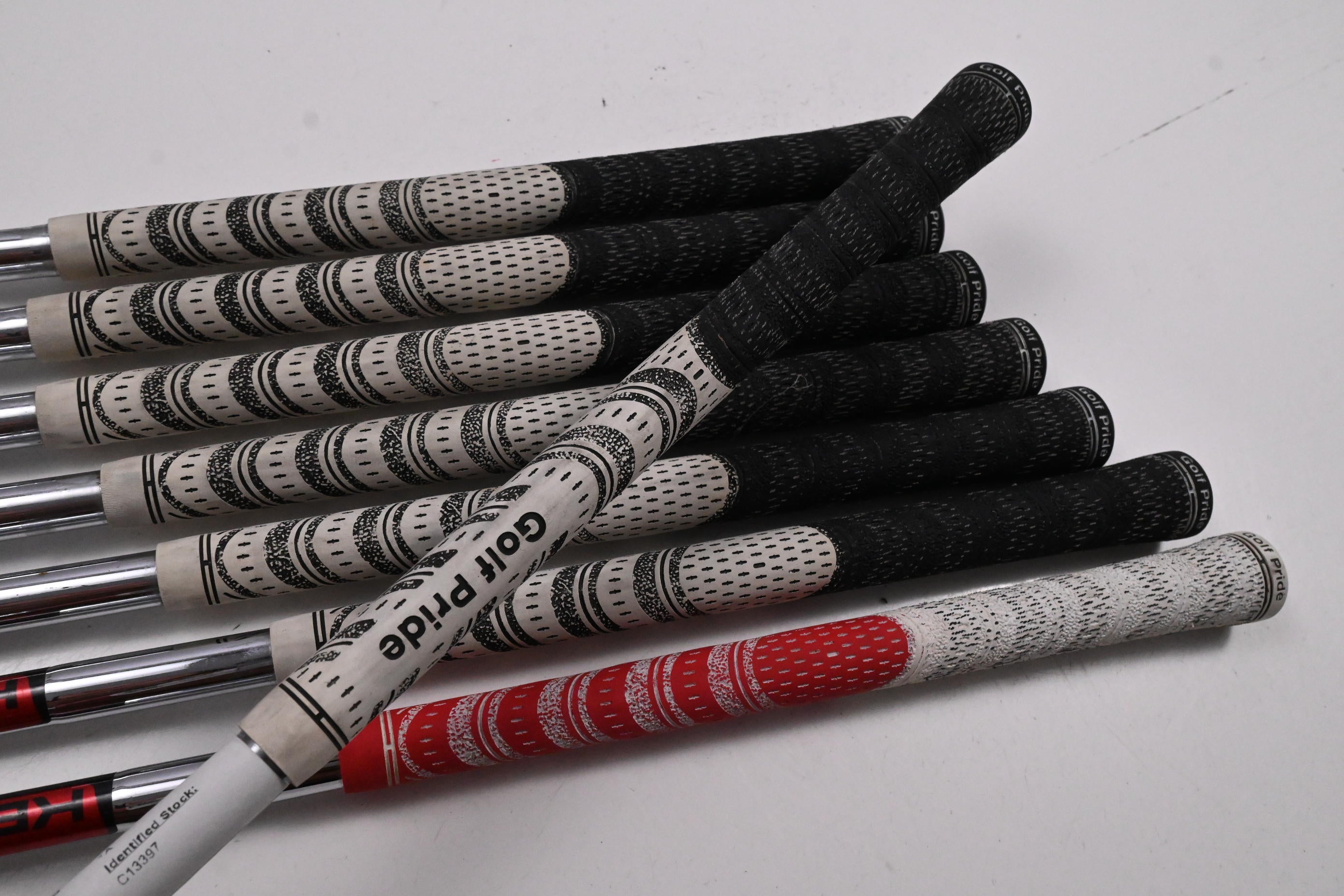 Taylormade R11 Irons / 4-PW+GW / Regular Flex KBS Tour 90 Shafts