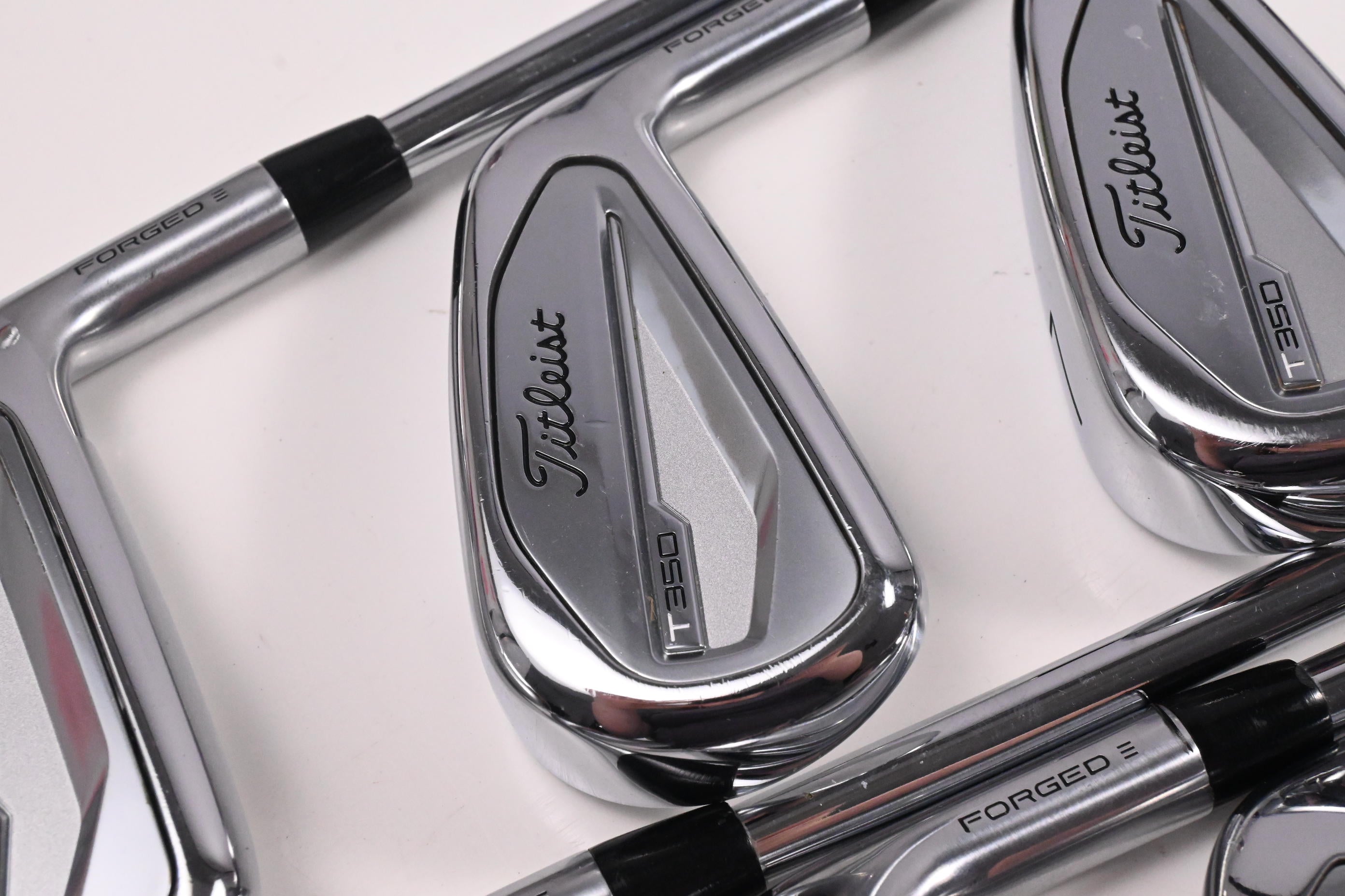 Titleist T350 Irons / 5-PW+48° / Regular Flex AMT Red R300 Shafts