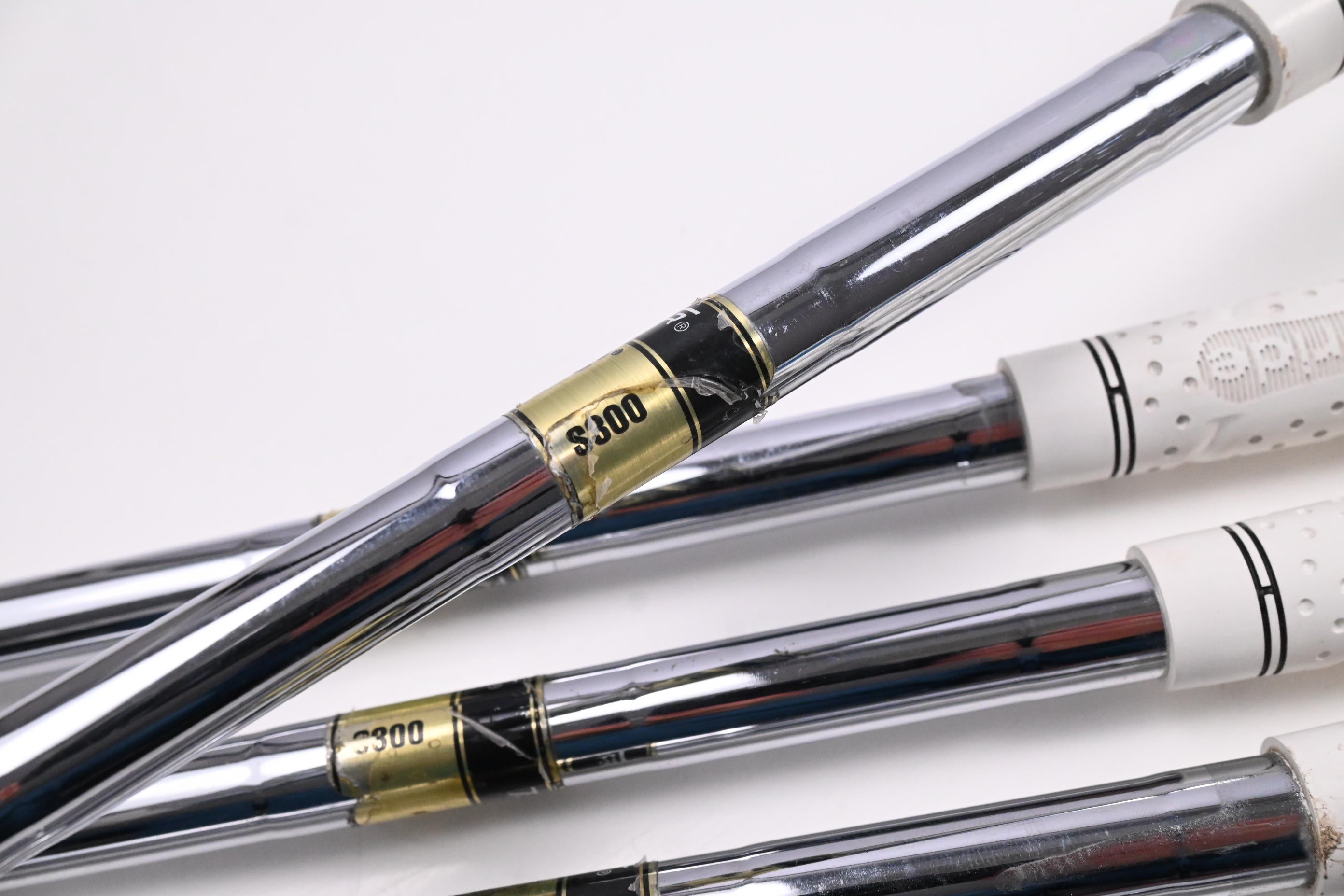 Mizuno JPX 825 Pro Irons / 4-PW / Stiff Flex Dynamic Gold S300 Shafts