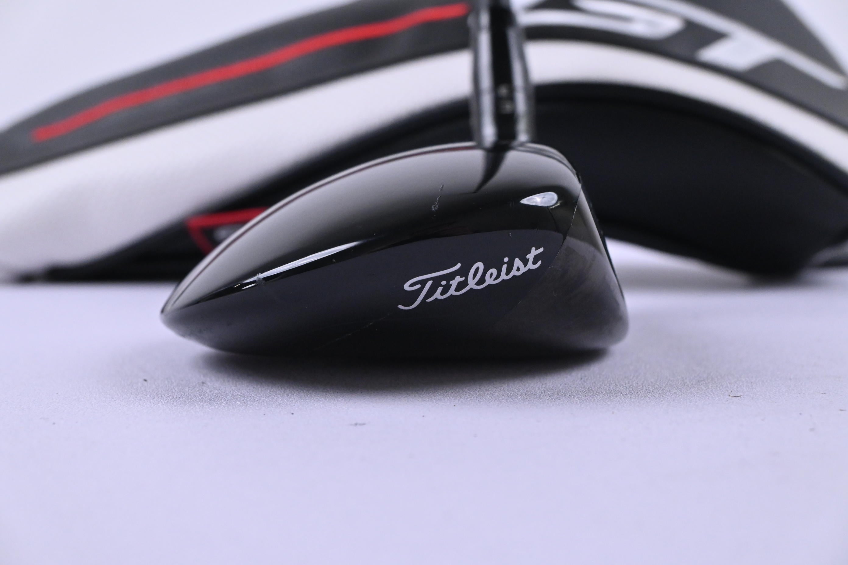 Titleist GT2 #5 Wood / 18 Degree / Regular Flex Tensei 1K Blue 65 Shaft