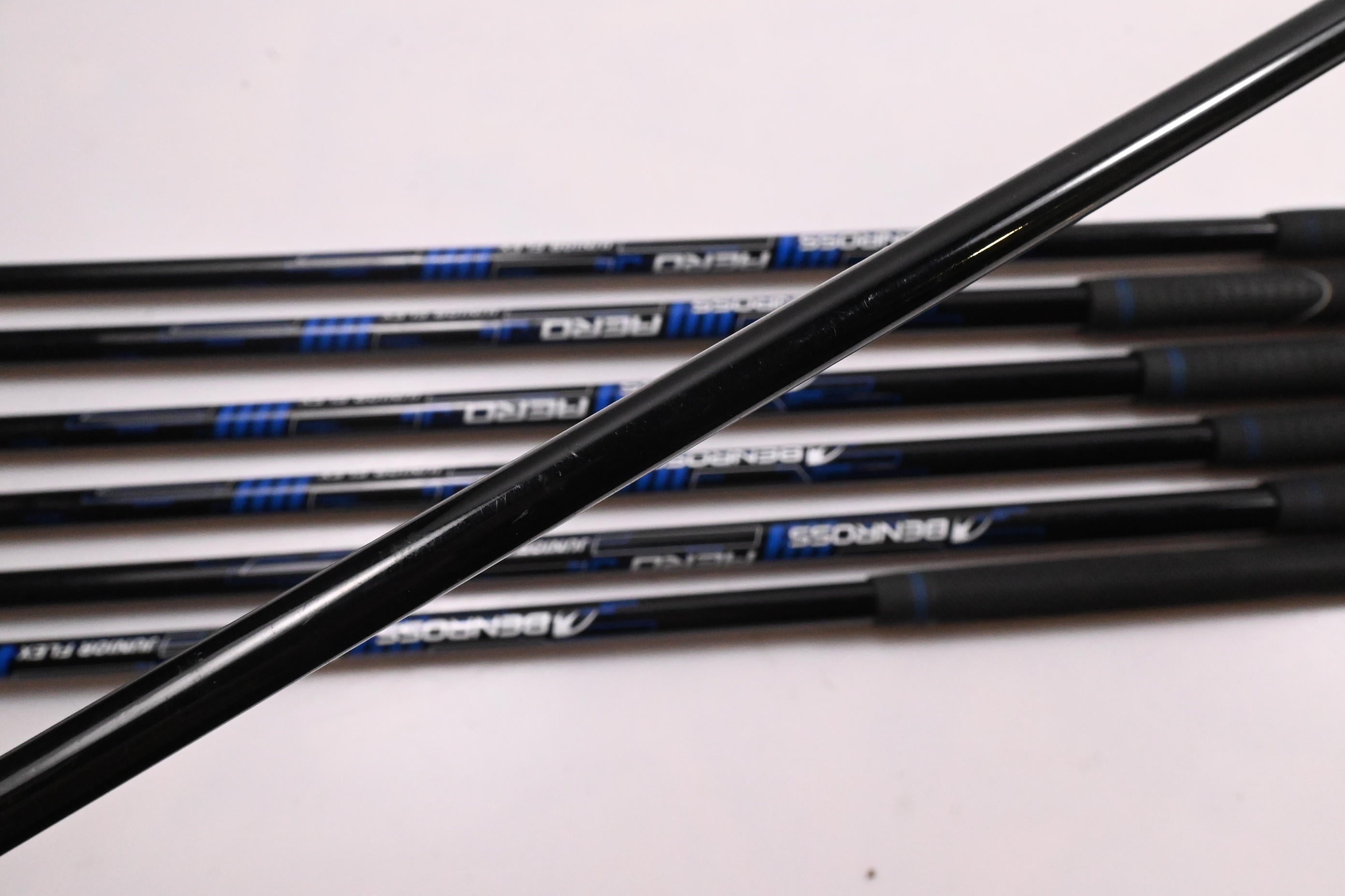 Junior Benross Aero Package Set / Woods, Irons, Putter, Bag