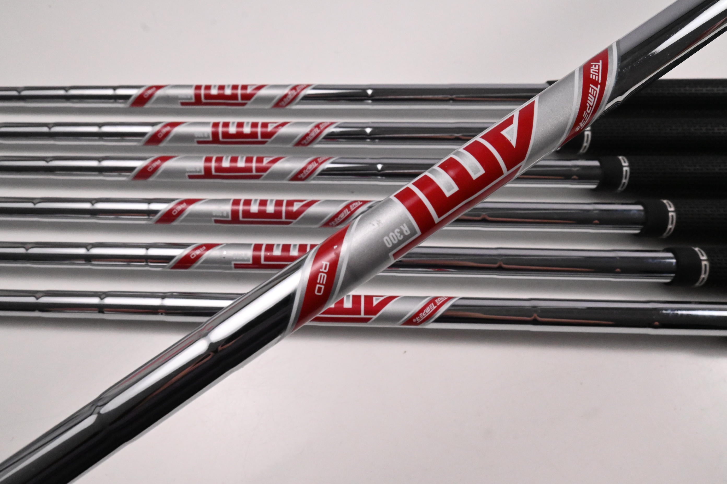 Titleist T350 Irons / 5-PW+48° / Regular Flex AMT Red R300 Shafts