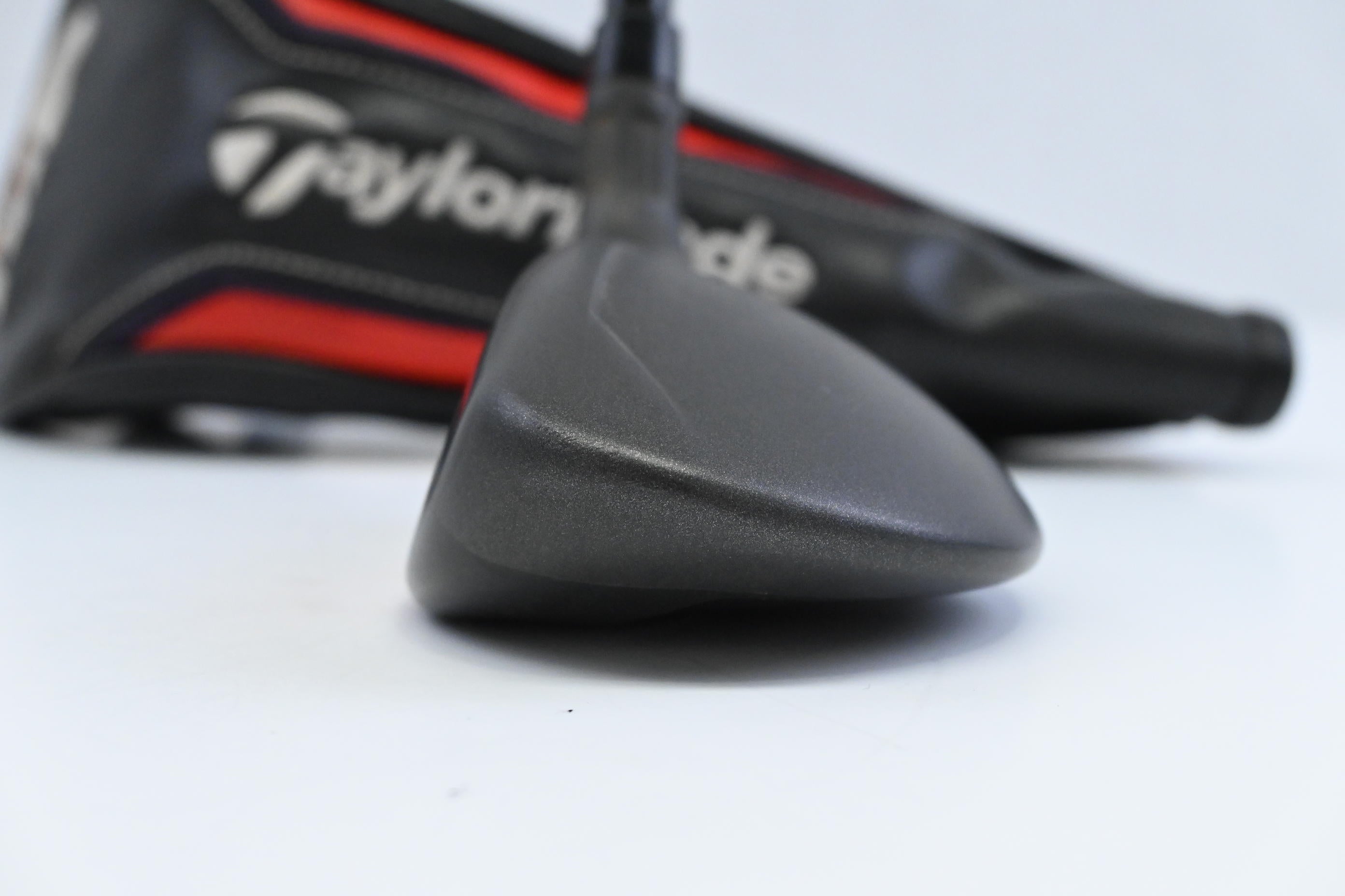 Left Hand Taylormade M6 #3 Hybrid / 19 Degree / Regular Flex Atmos Orange 6