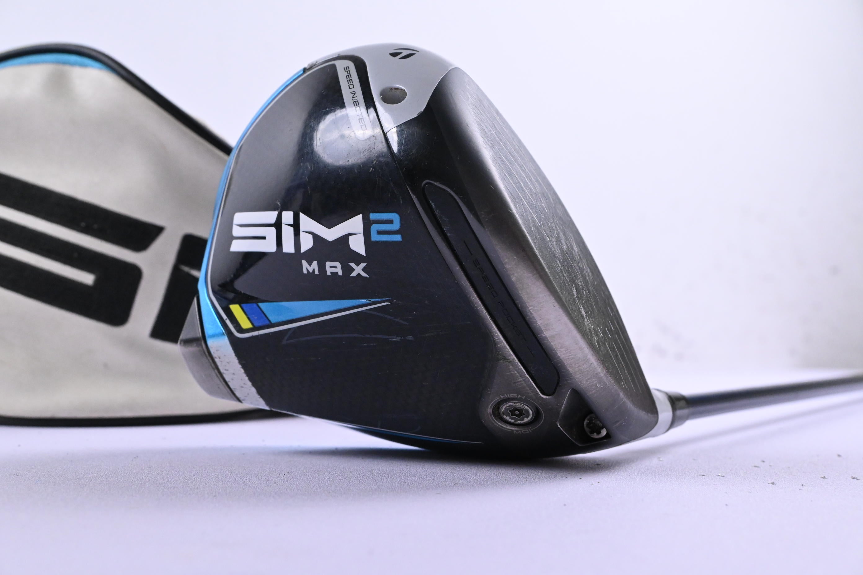 Taylormade SIM 2 Max Driver / 10.5 Degree / Regular Flex Fujikura Ventus Blue 5