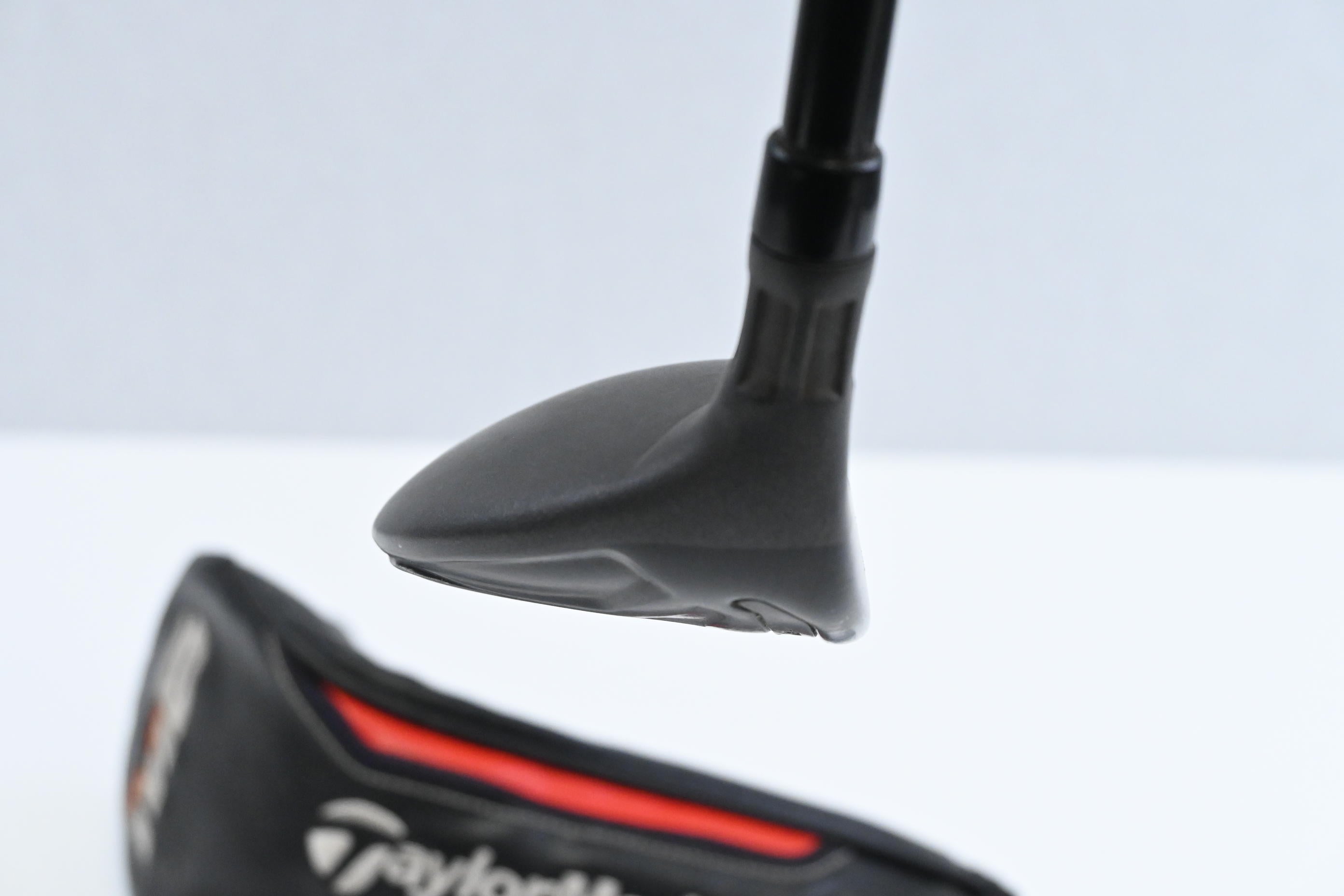 Left Hand Taylormade M6 #3 Hybrid / 19 Degree / Regular Flex Atmos Orange 6