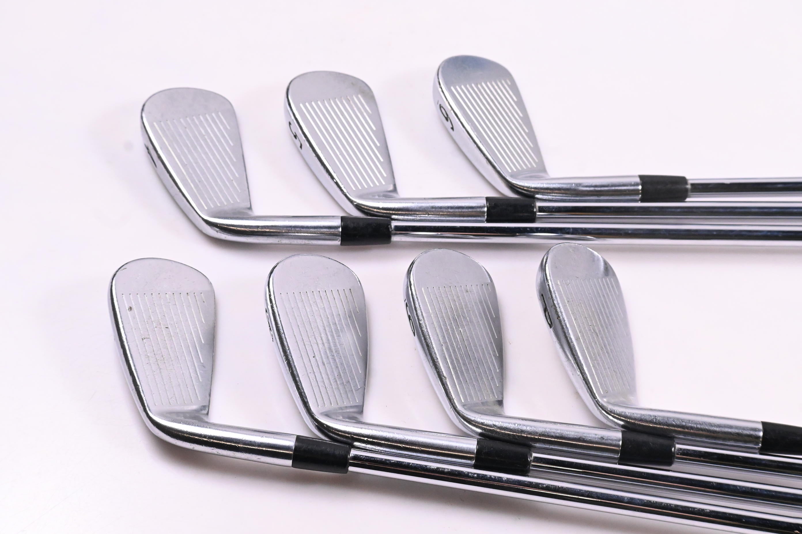 Titleist 714 CB Irons / 4-PW / Stiff Flex Dynamic Gold S300 Shafts