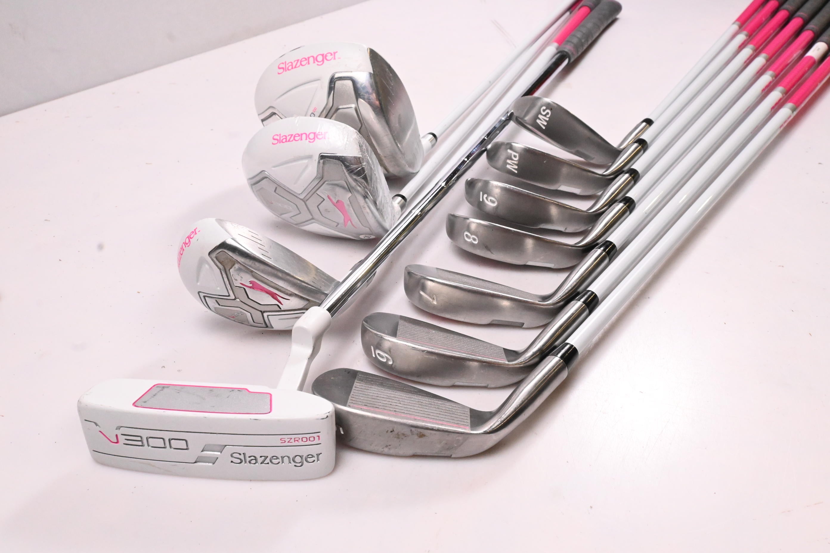 Ladies Slazenger V300 Package Set / Woods, Irons, Putter