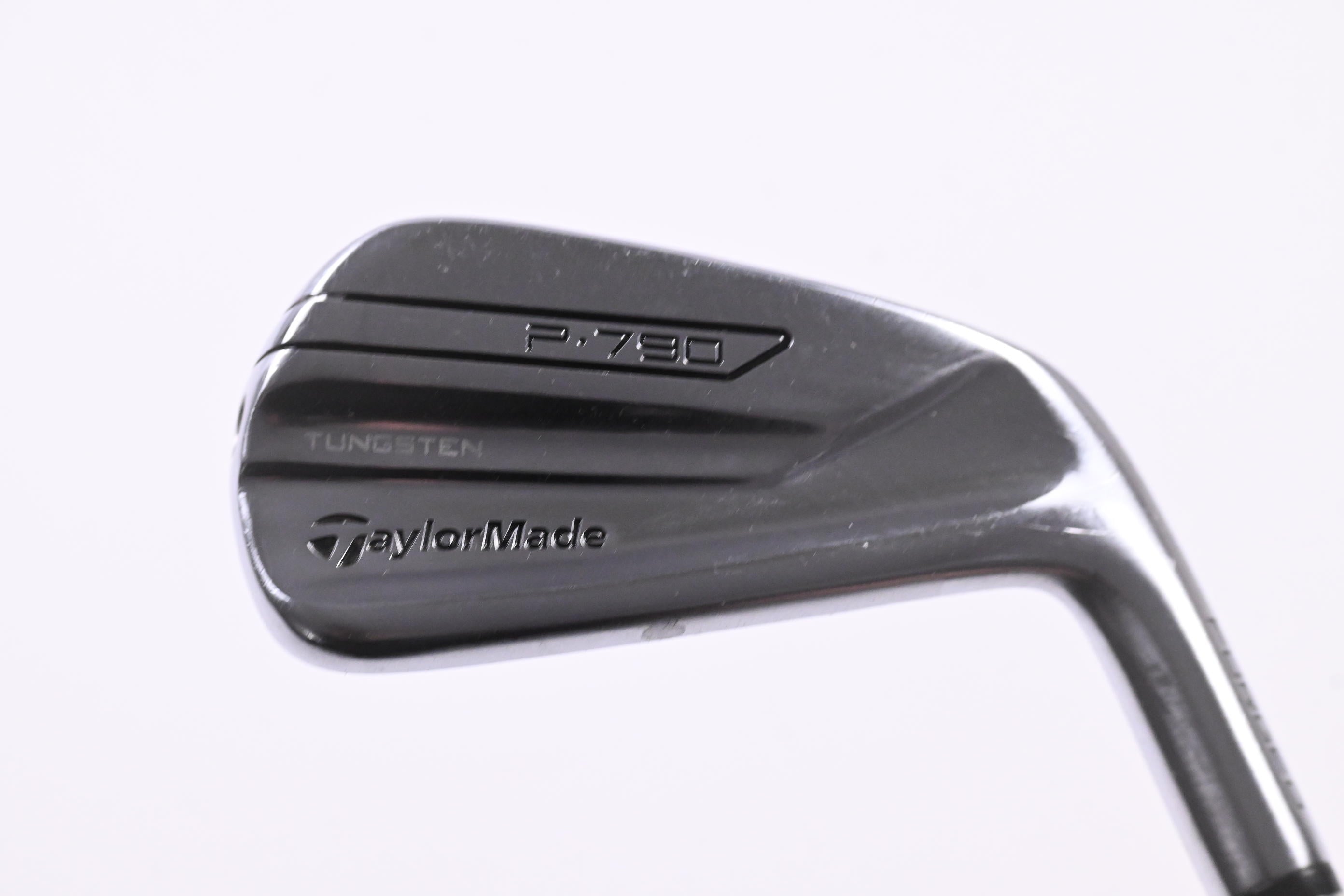 Taylormade P790 UDI 2017 #2 Iron / 17 Degree / Stiff Flex Tour AD DI-85 Shaft