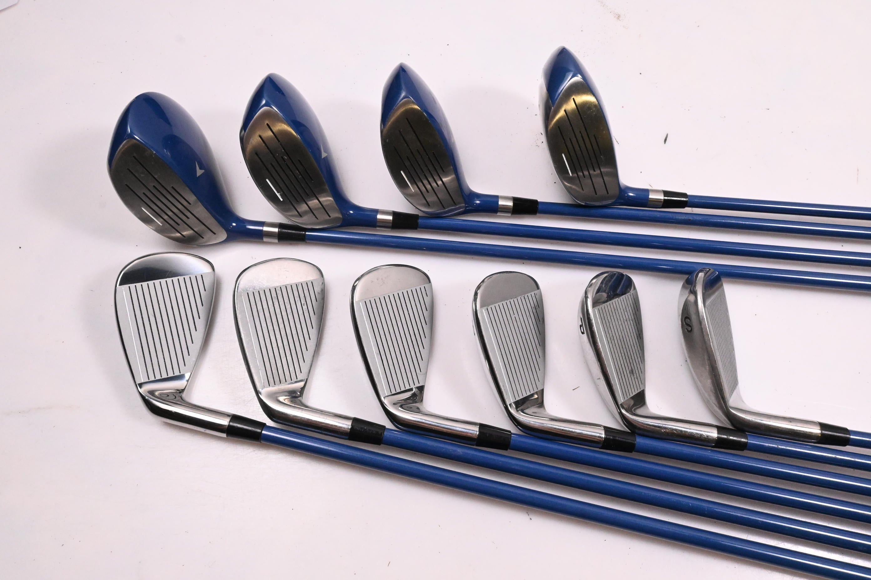 Ladies Hippo Sapphire Package Set / Woods, Irons, Bag