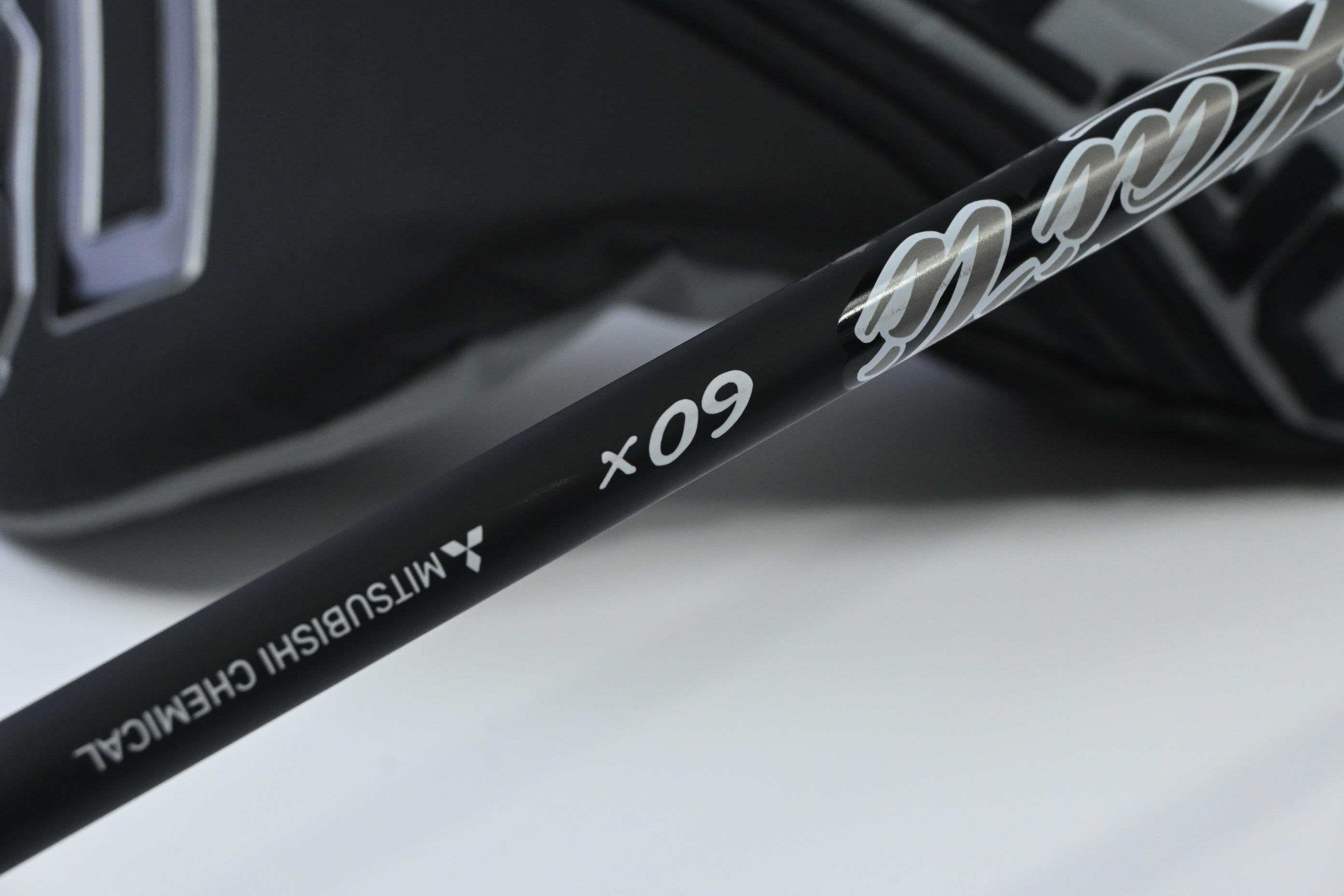 Cobra OPTM X Driver / 10.5 Degree / X-Flex Kai'li Dark Wave 60 Shaft