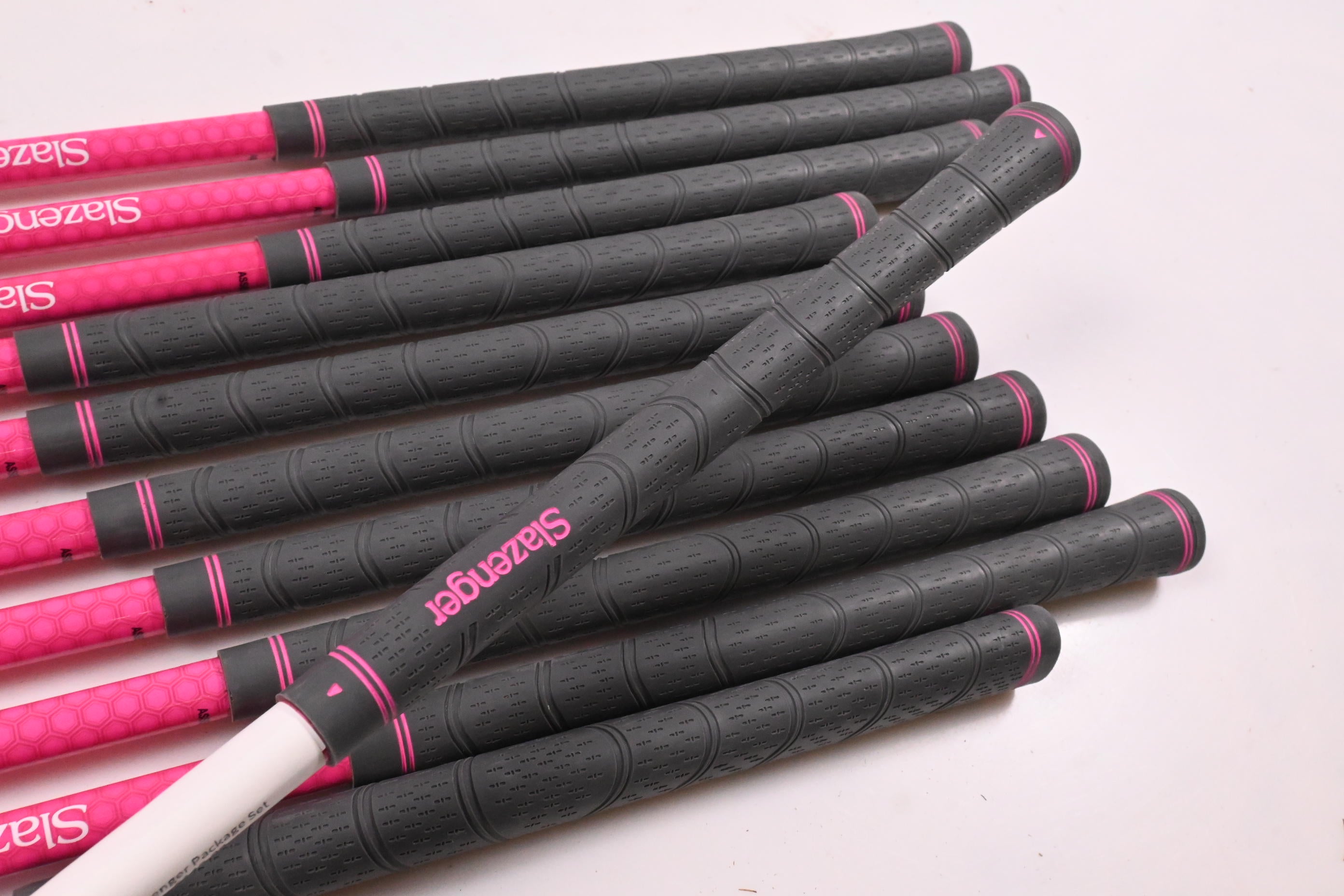 Ladies Slazenger V300 Package Set / Woods, Irons, Putter