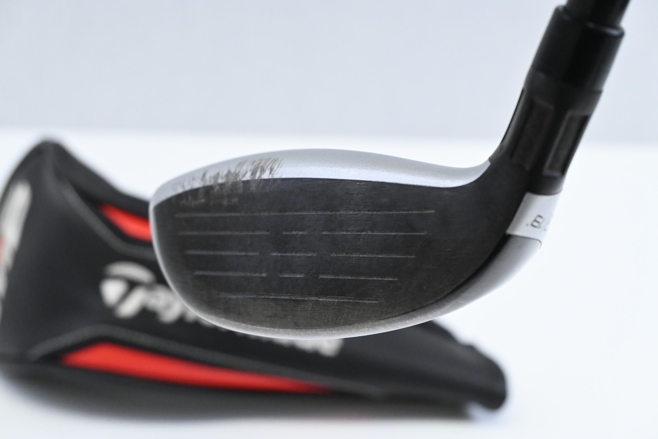 Taylormade M6 #3 Hybrid / 19 Degree / Regular Flex Fujikura Atomos Orange 6