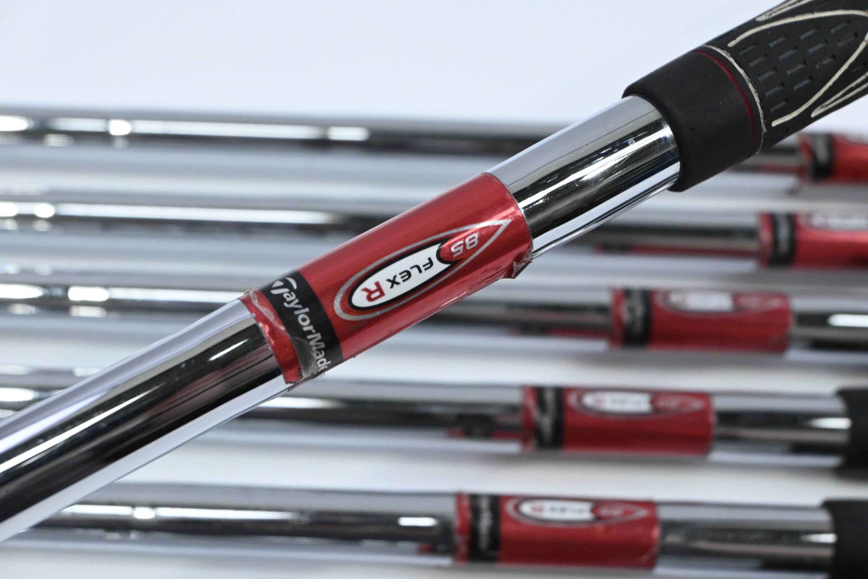 Left Hand Taylormade Burner 2.0 Irons / 4-PW / Regular Flex Taylormade Burner 85