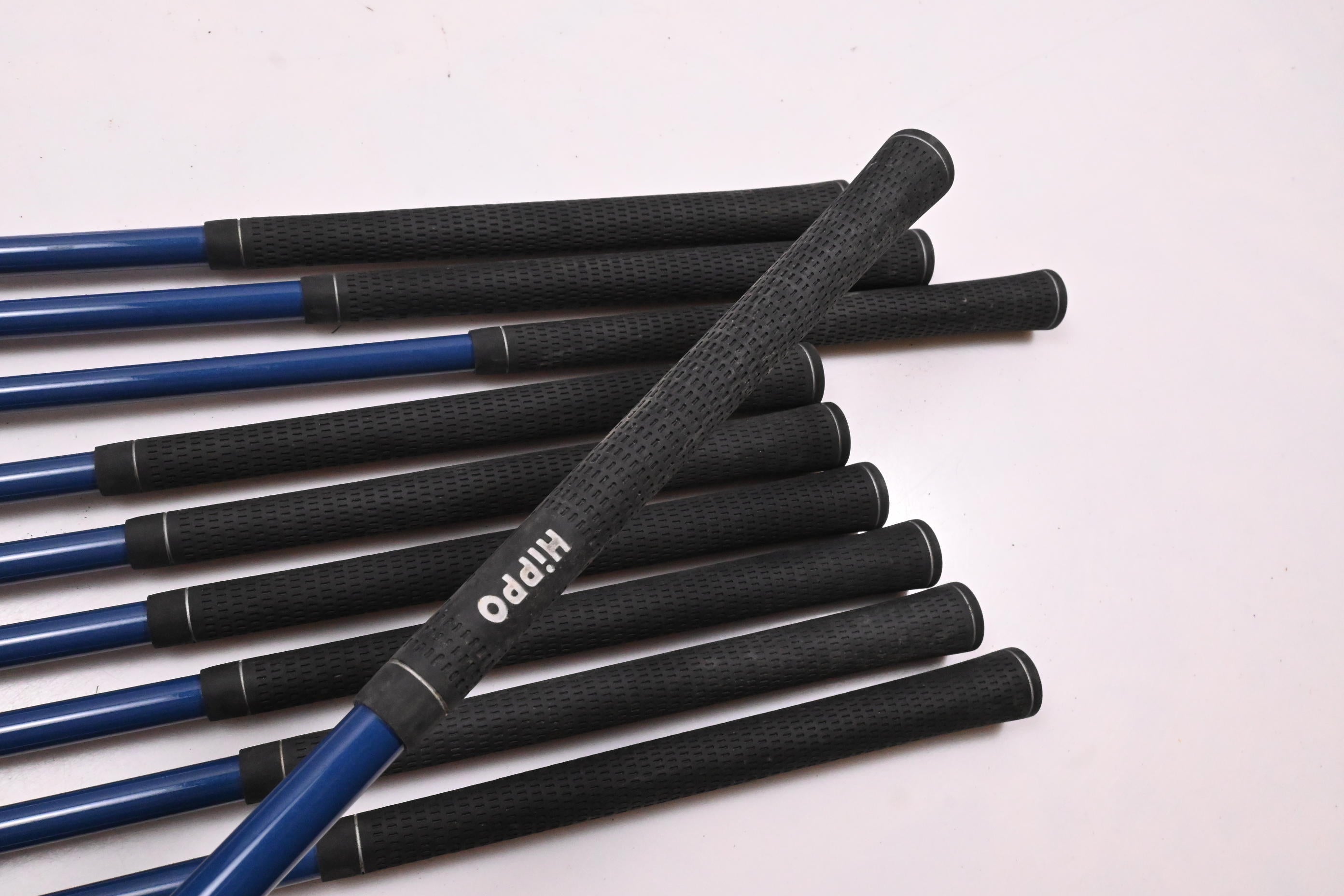 Ladies Hippo Sapphire Package Set / Woods, Irons, Bag