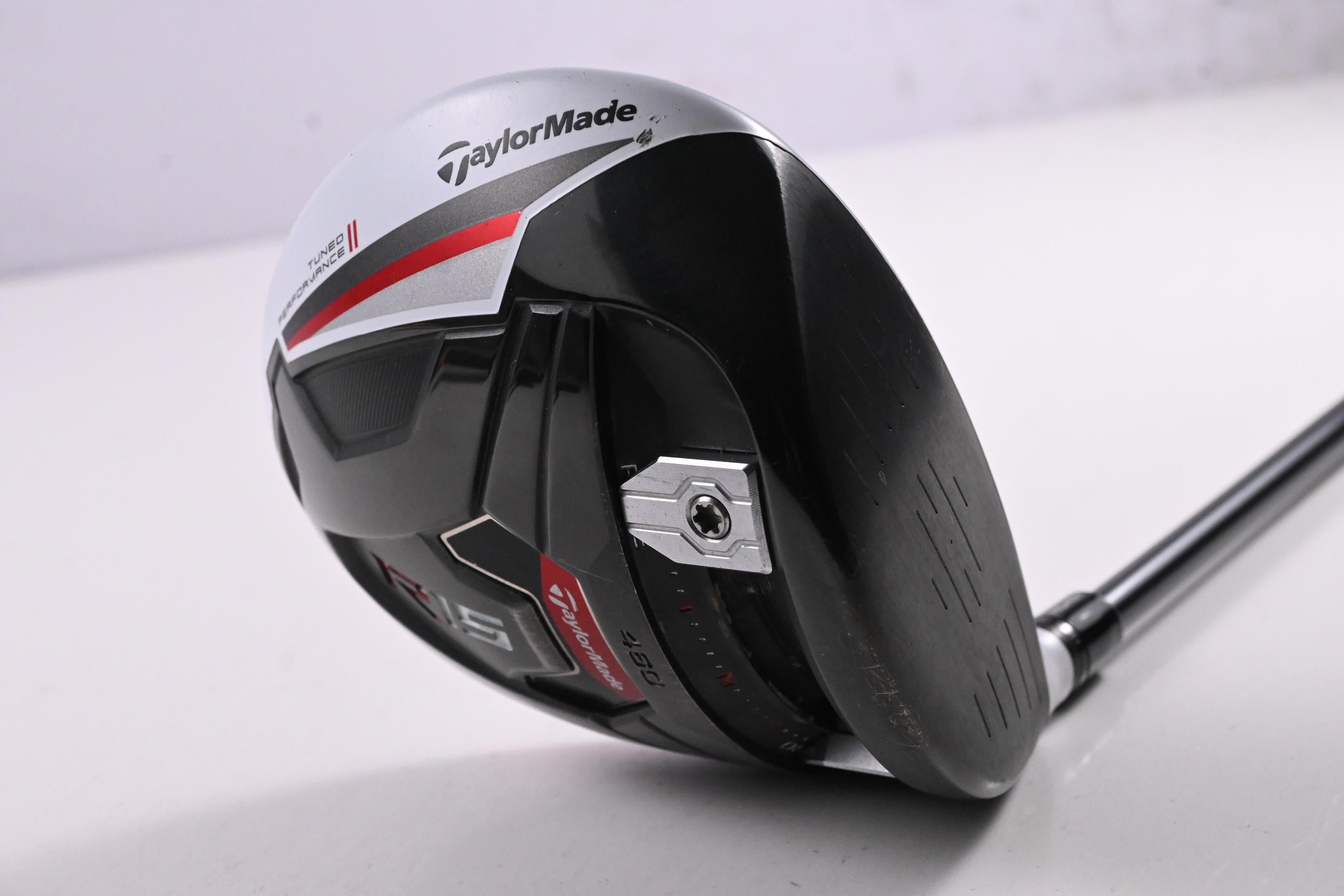 Taylormade R15 Driver / 12 Degree / Regular Flex Fujikura Speeder57 Evolution