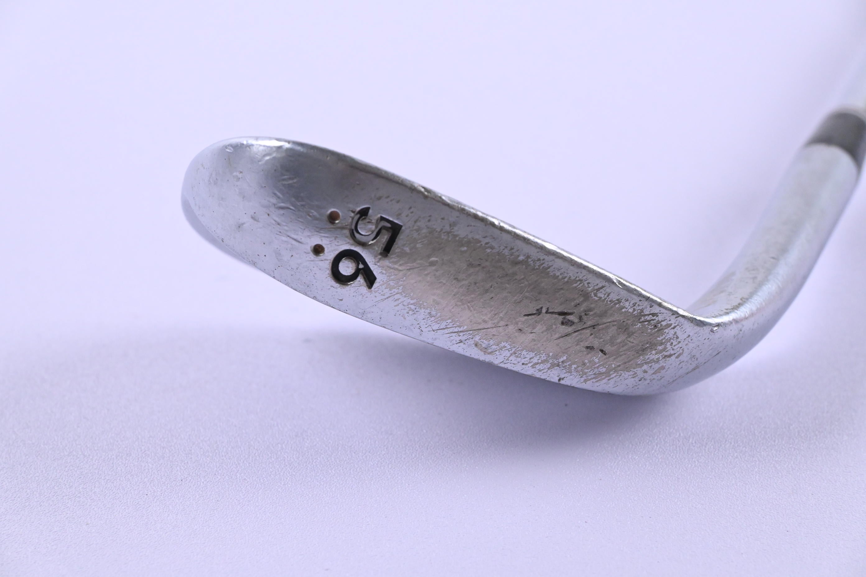 Cleveland 588 Precision Forged Sand Wedge / 56 Degree / Wedge Flex Tour Concept