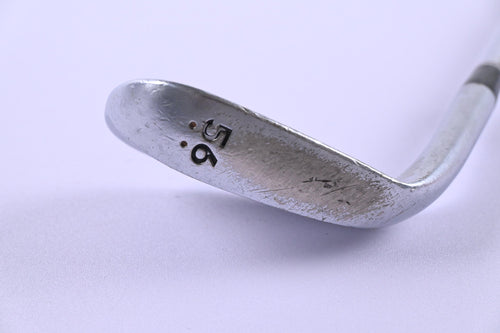 Cleveland 588 Precision Forged Sand Wedge / 56 Degree / Wedge Flex Tour Concept