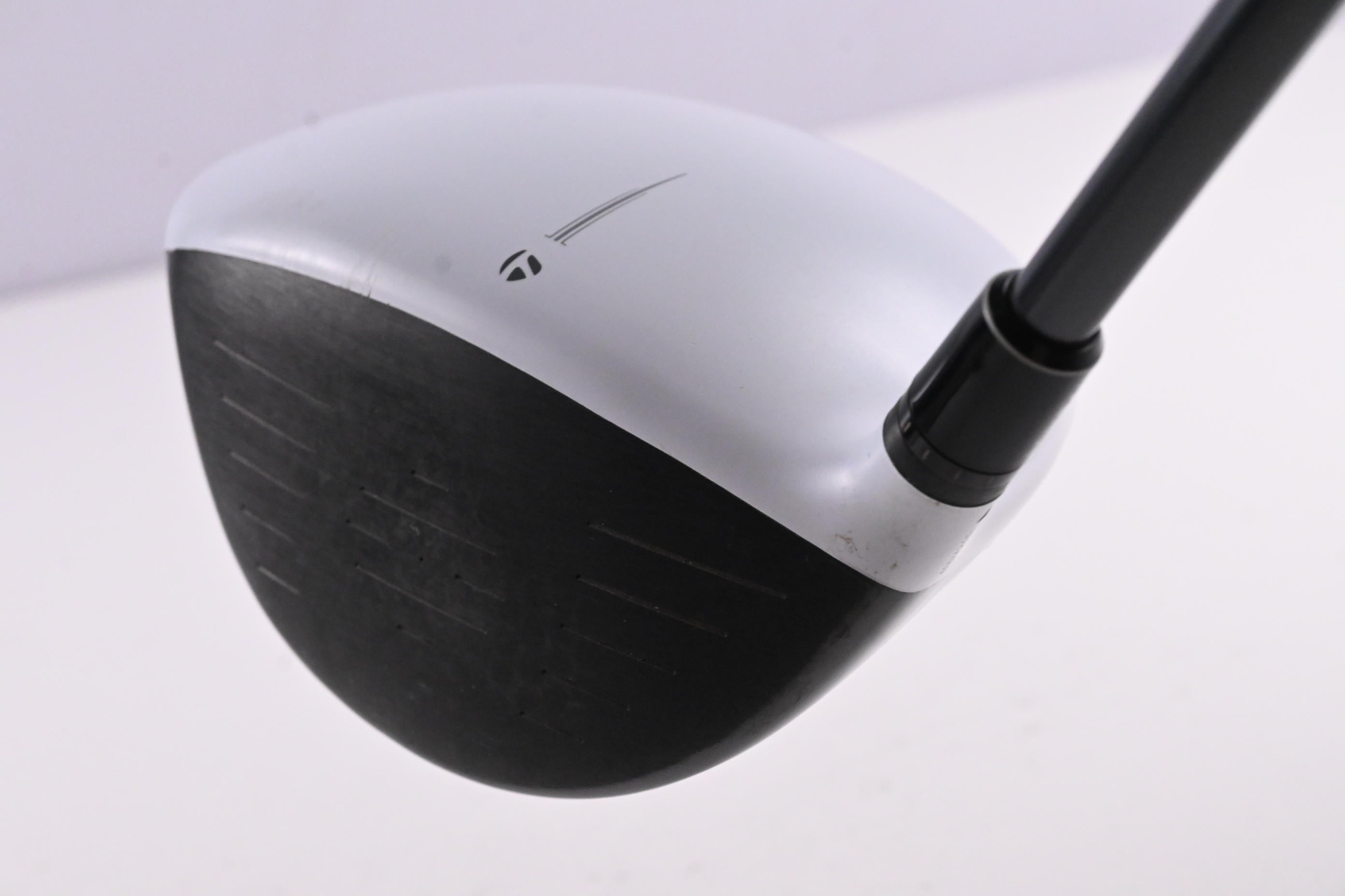 Taylormade R15 Driver / 12 Degree / Regular Flex Fujikura Speeder57 Evolution