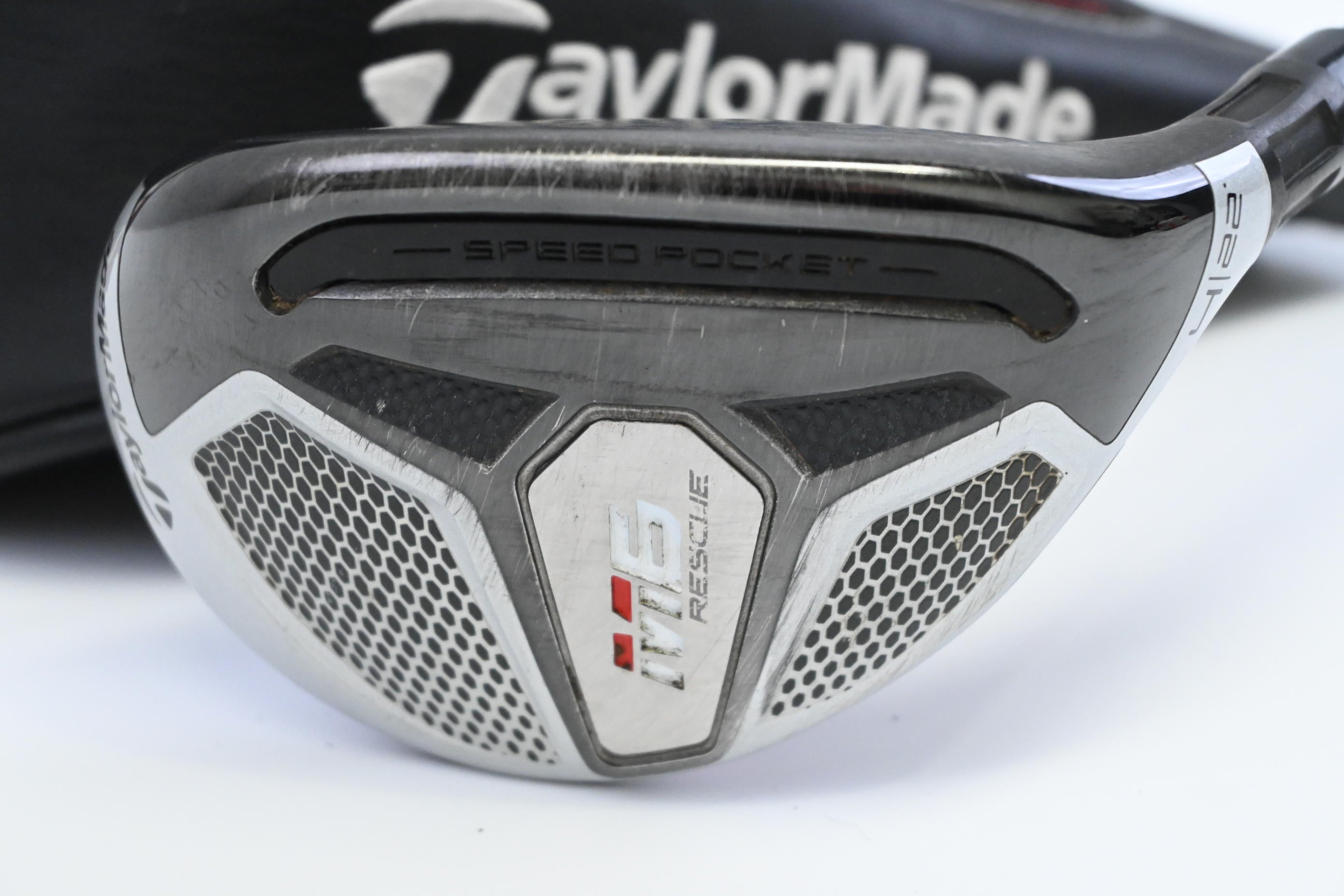 Taylormade M6 #4 Hybrid / 22 Degree / Regular Flex Fujikura Atmos Orange 6