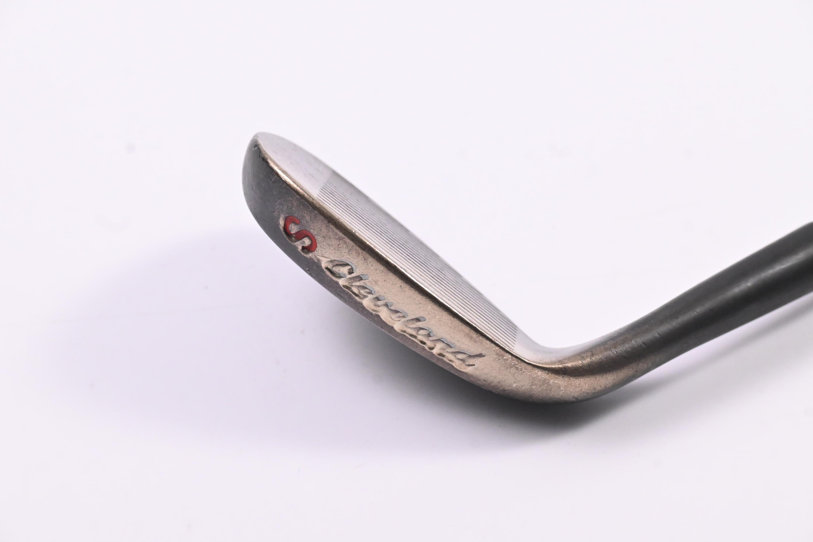 Cleveland Reg 588 RTG Sand Wedge / 55 Degree / Wedge Flex Dynmaic Gold Shaft