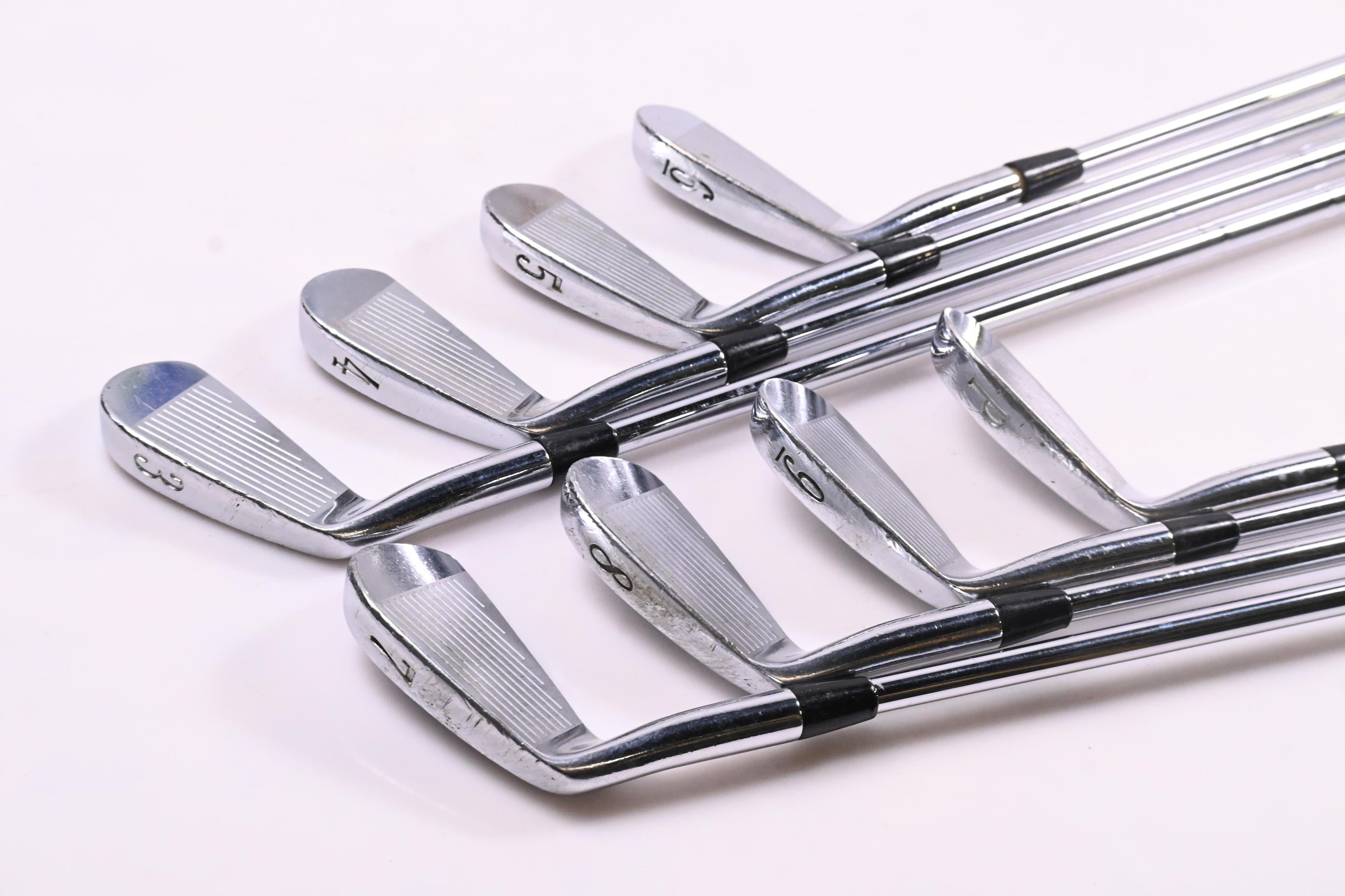 Titleist 690.MB Irons / 3-PW / Stiff Flex Dynamic Gold S300 Shafts