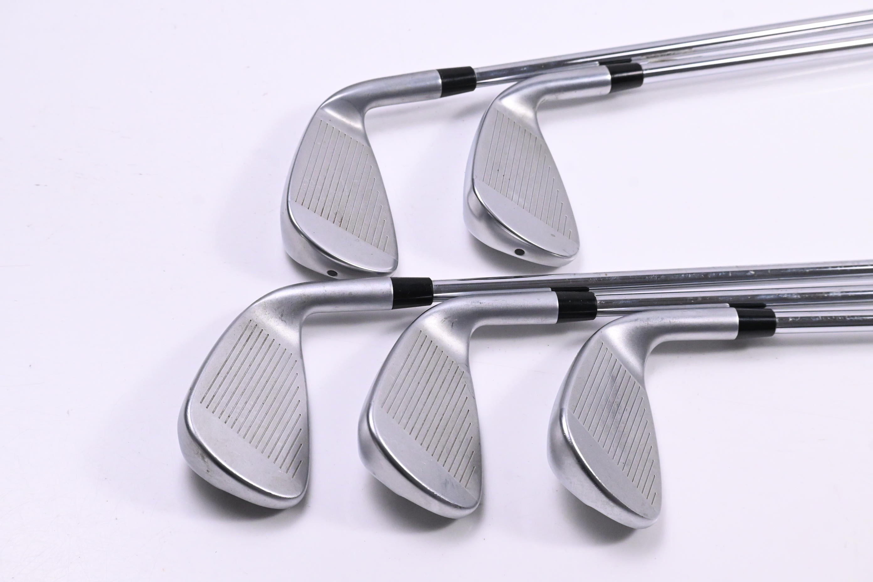 Left Hand Cleveland Launcher UHX Irons / 6-PW / Regular Flex Dynamic Gold DST 98