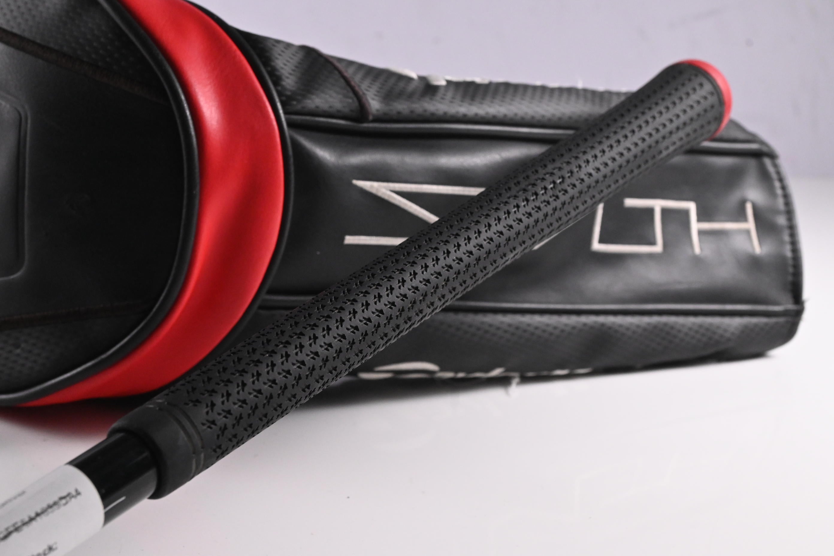 Taylormade Stealth Plus Driver / 9 Degree / Stiff Flex Kai`li White 60 Shaft