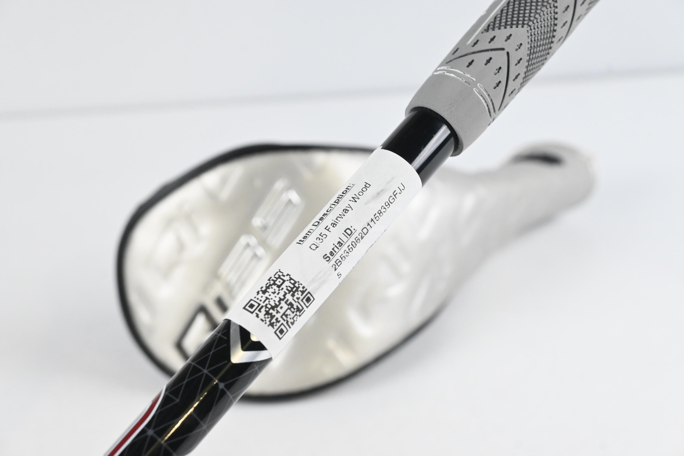 Taylormade Qi35 #3 Wood / 15 Degree / X-Flex Fujikura Vista Pro 75 Shaft