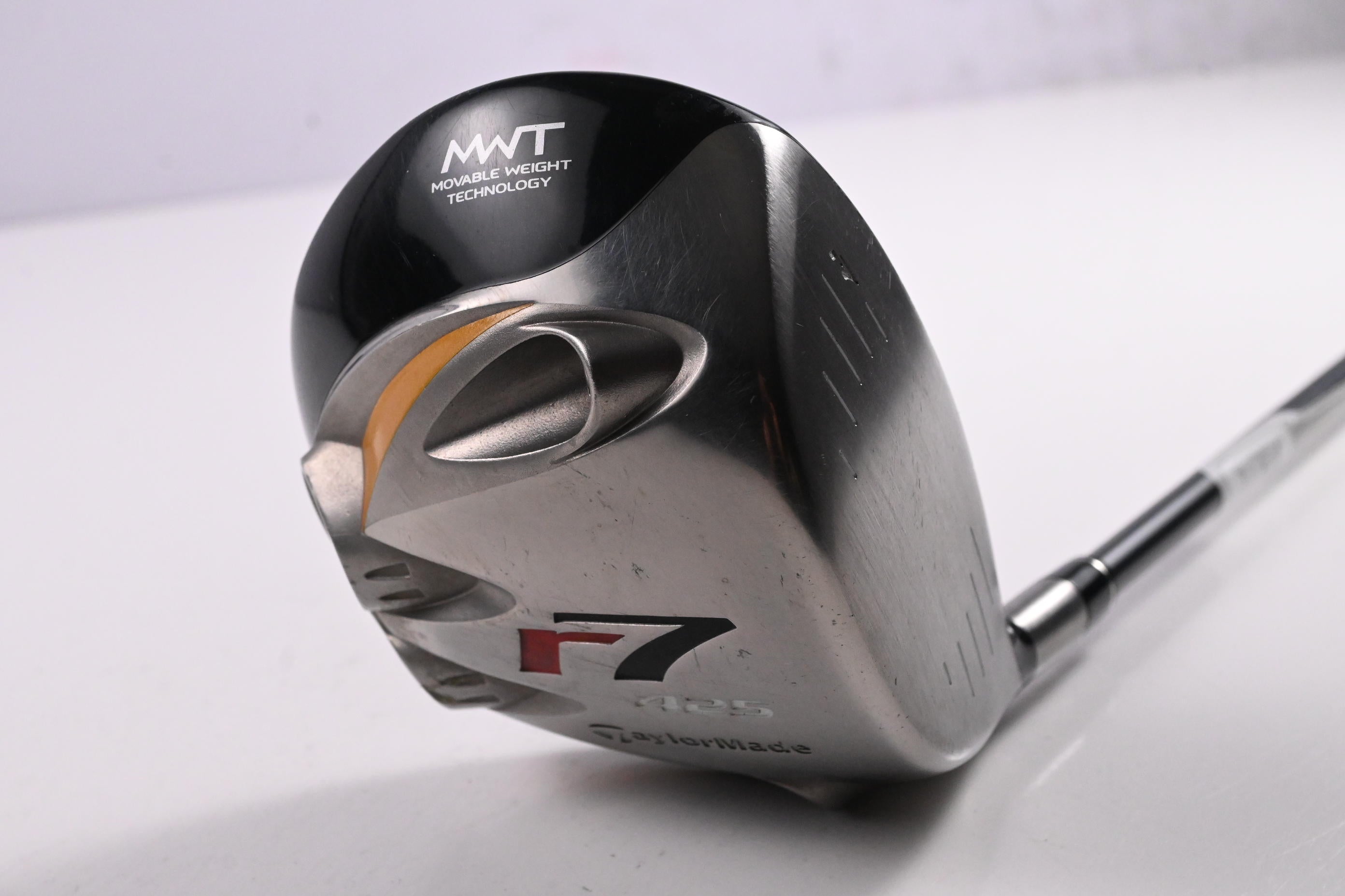 Taylormade R7 425 Driver / 9.5 Degree / Stiff Flex Fujikura REAX 65 Shaft