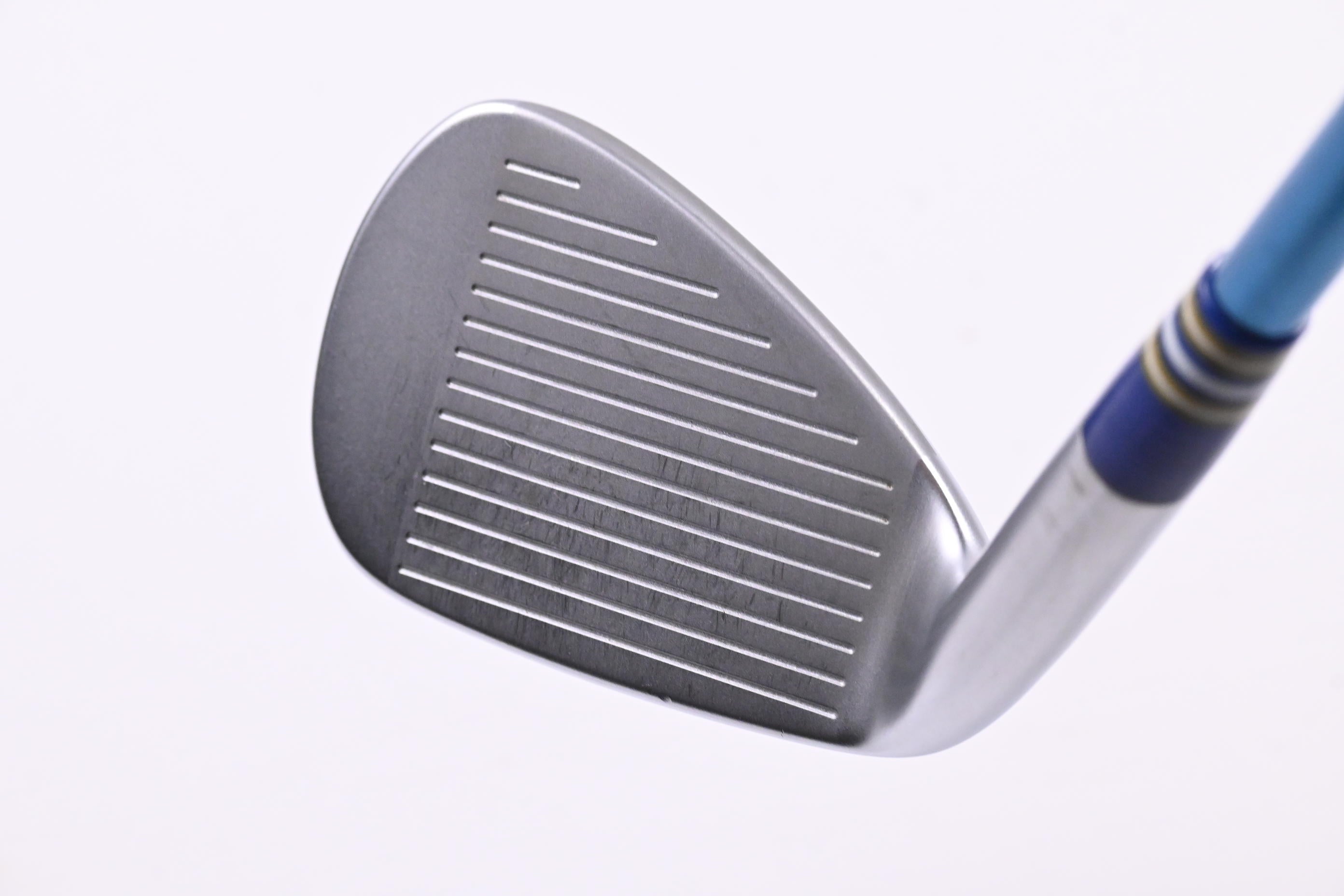 Ladies Mizuno JPX 923 Hot Metal Pitching Wedge / 42.5 Degree / Ladies Flex AD-50
