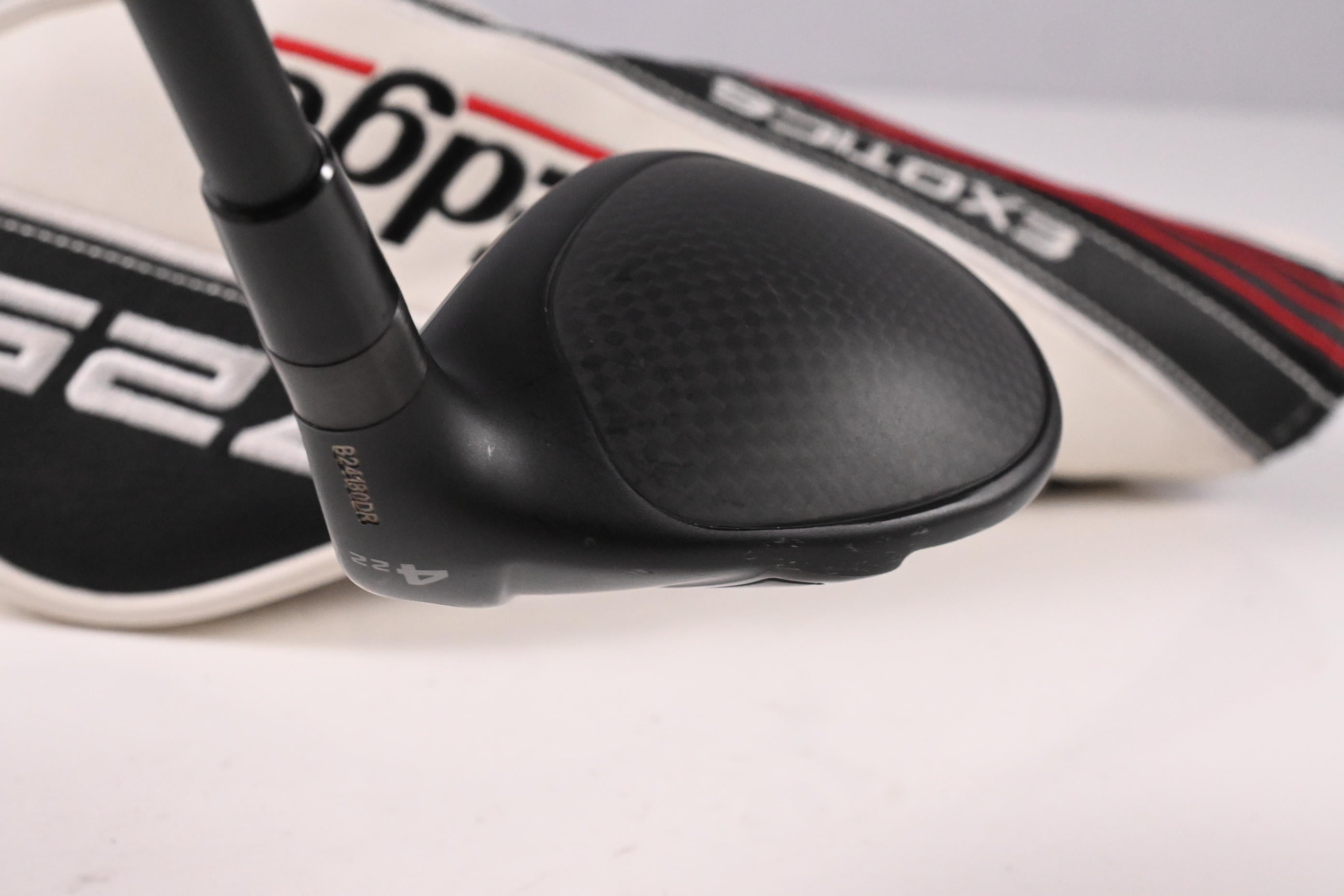 Tour Edge E725 #4 Hybrid / 22 Degree / Regular Flex Cypher Sixty Shaft