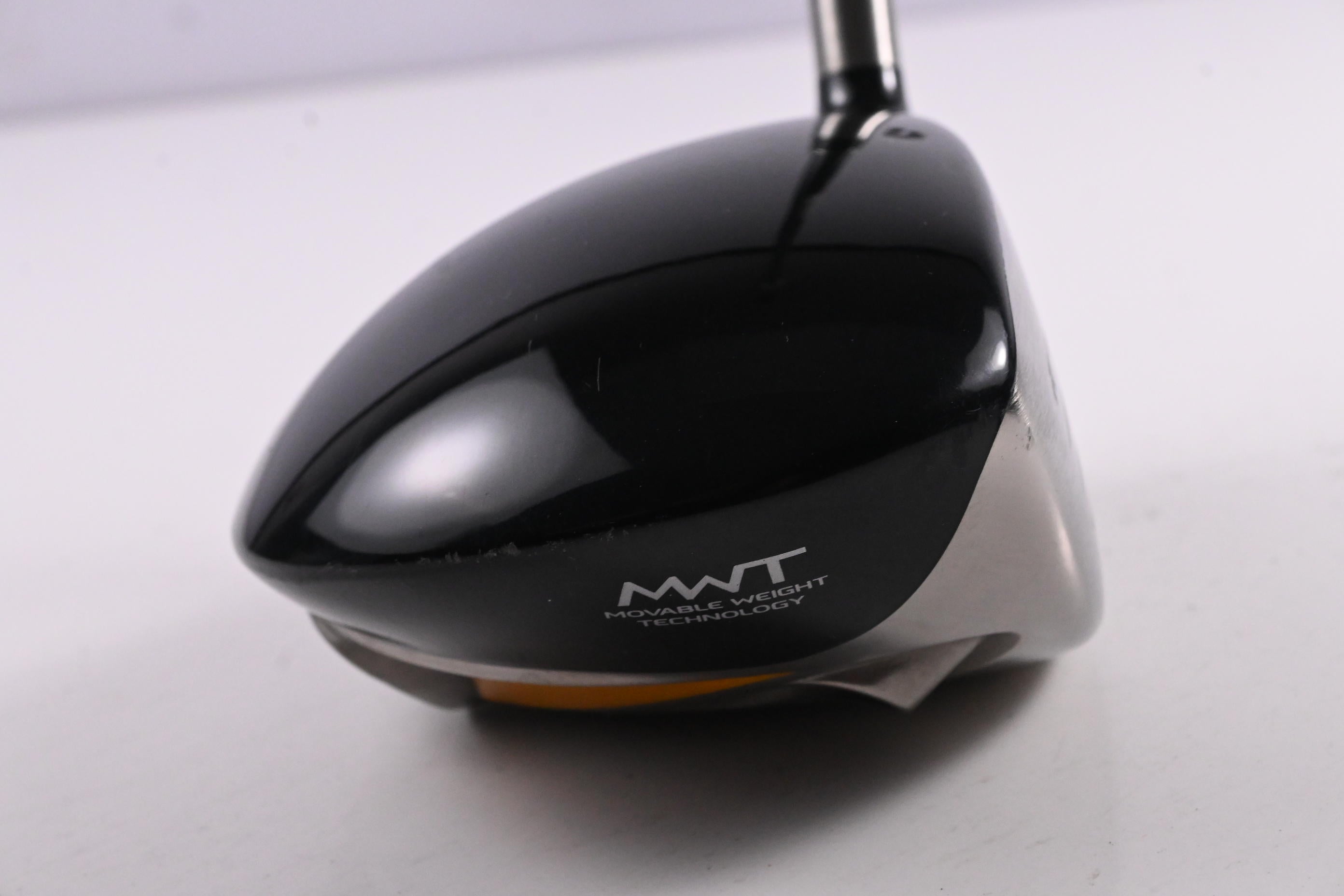 Taylormade R7 425 Driver / 9.5 Degree / Stiff Flex Fujikura REAX 65 Shaft
