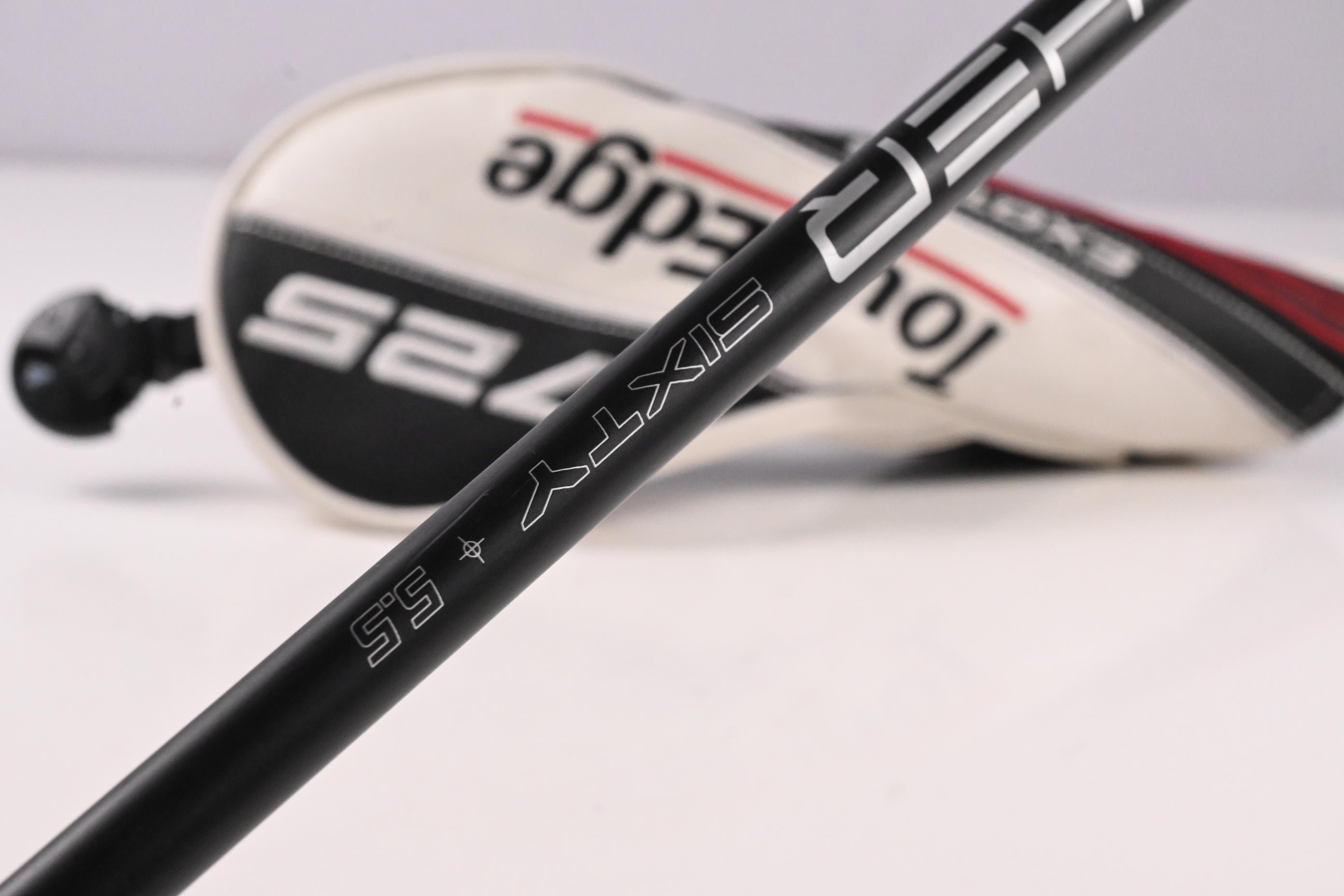 Tour Edge E725 #4 Hybrid / 22 Degree / Regular Flex Cypher Sixty Shaft