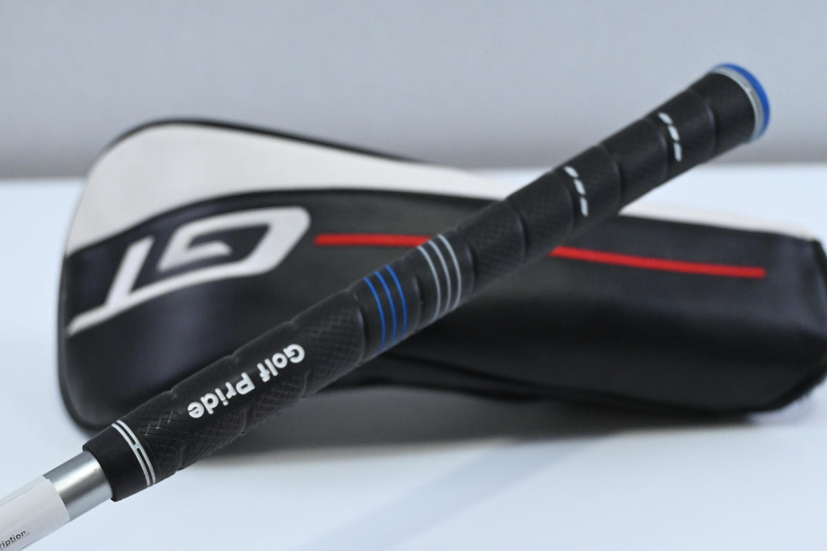 Titleist GT2 Driver / 11 Degree / Regular Flex Fujikura Air Speeder 40 Shaft