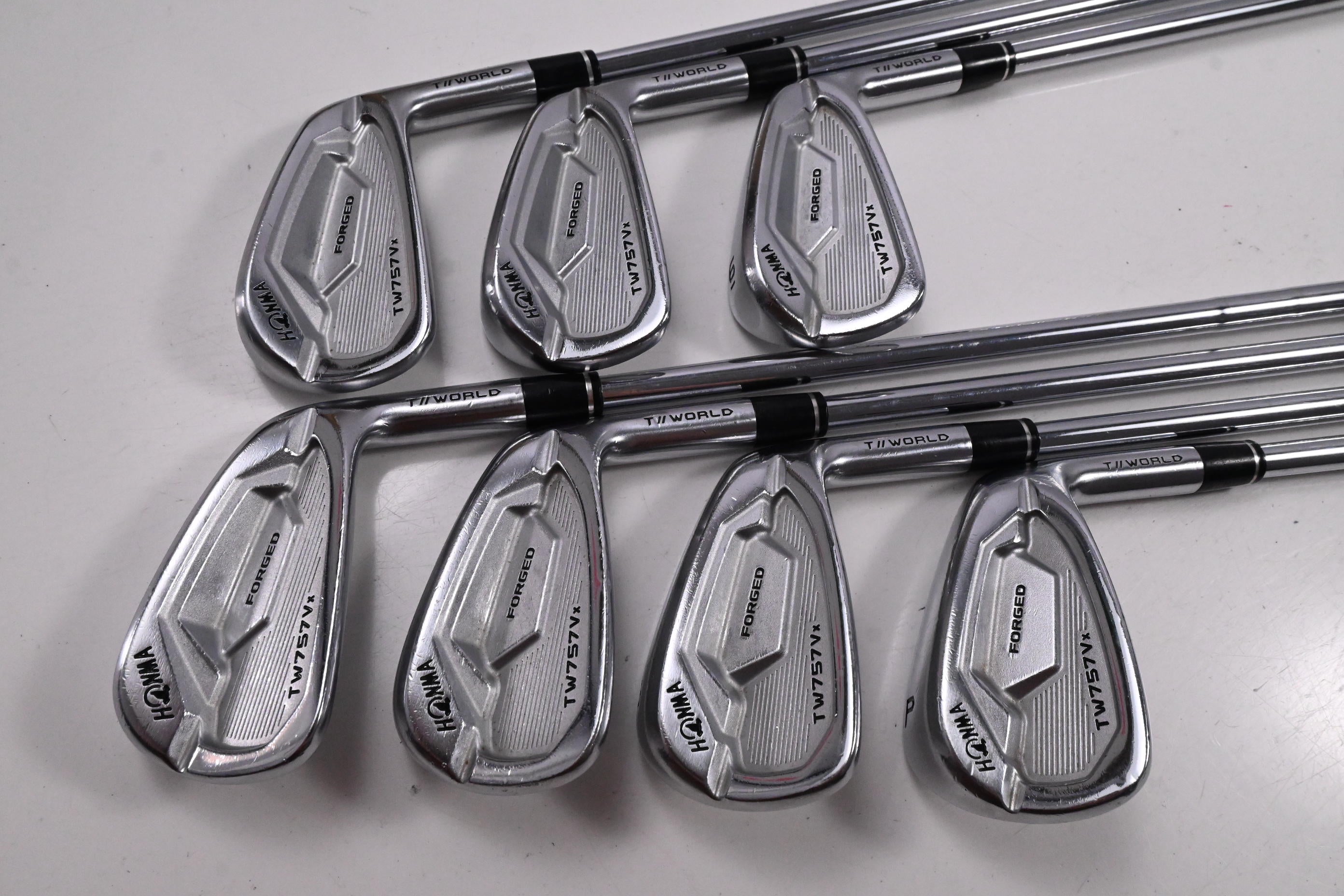 Honma TW 757 VX Irons / 4-PW / Stiff Flex NS Pro Modus 3 Tour 105 Shafts