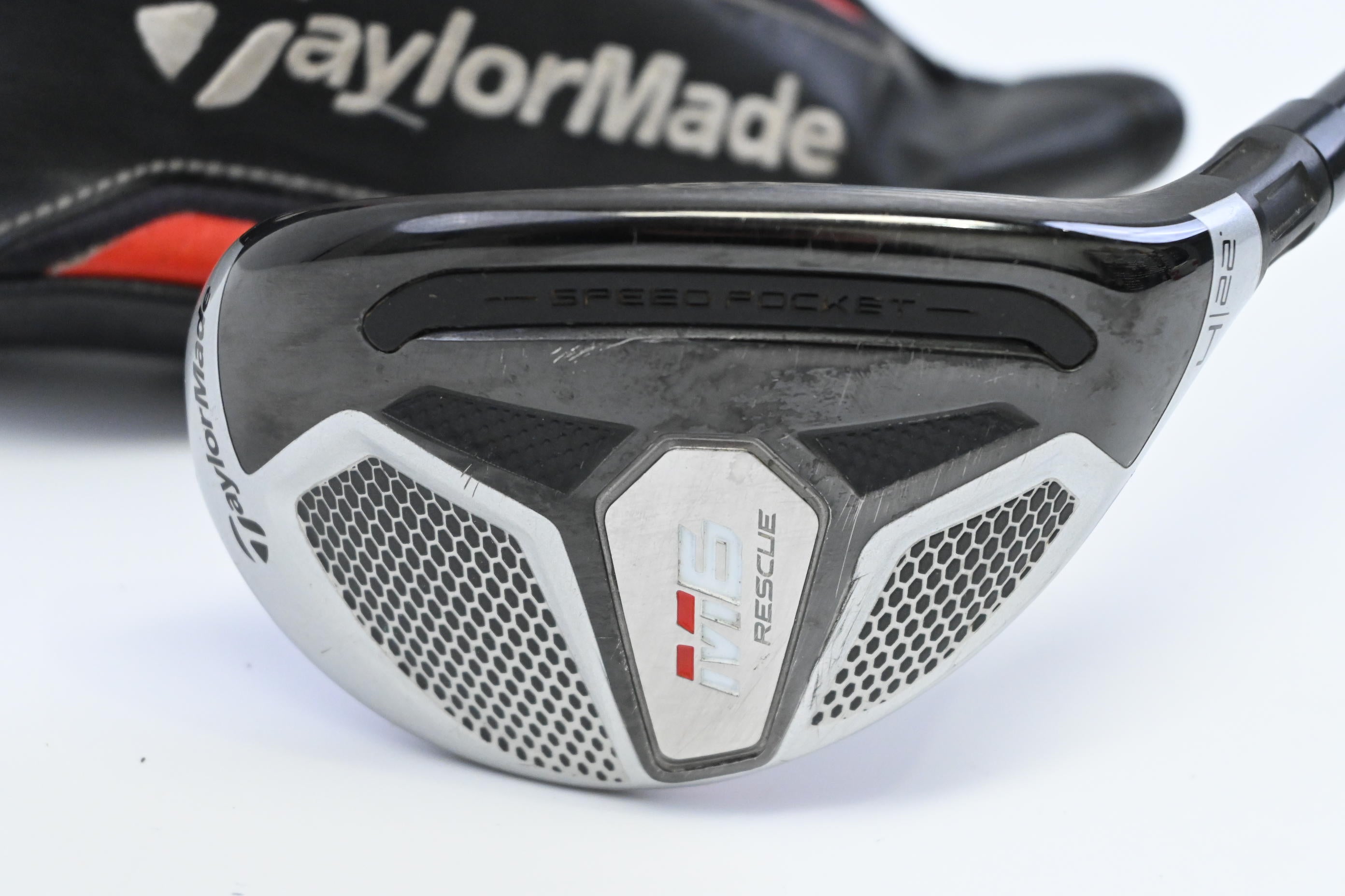Taylormade M6 #4 Hybrid / 22 Degree / Regular Flex Fujikura Atmos Orange 6