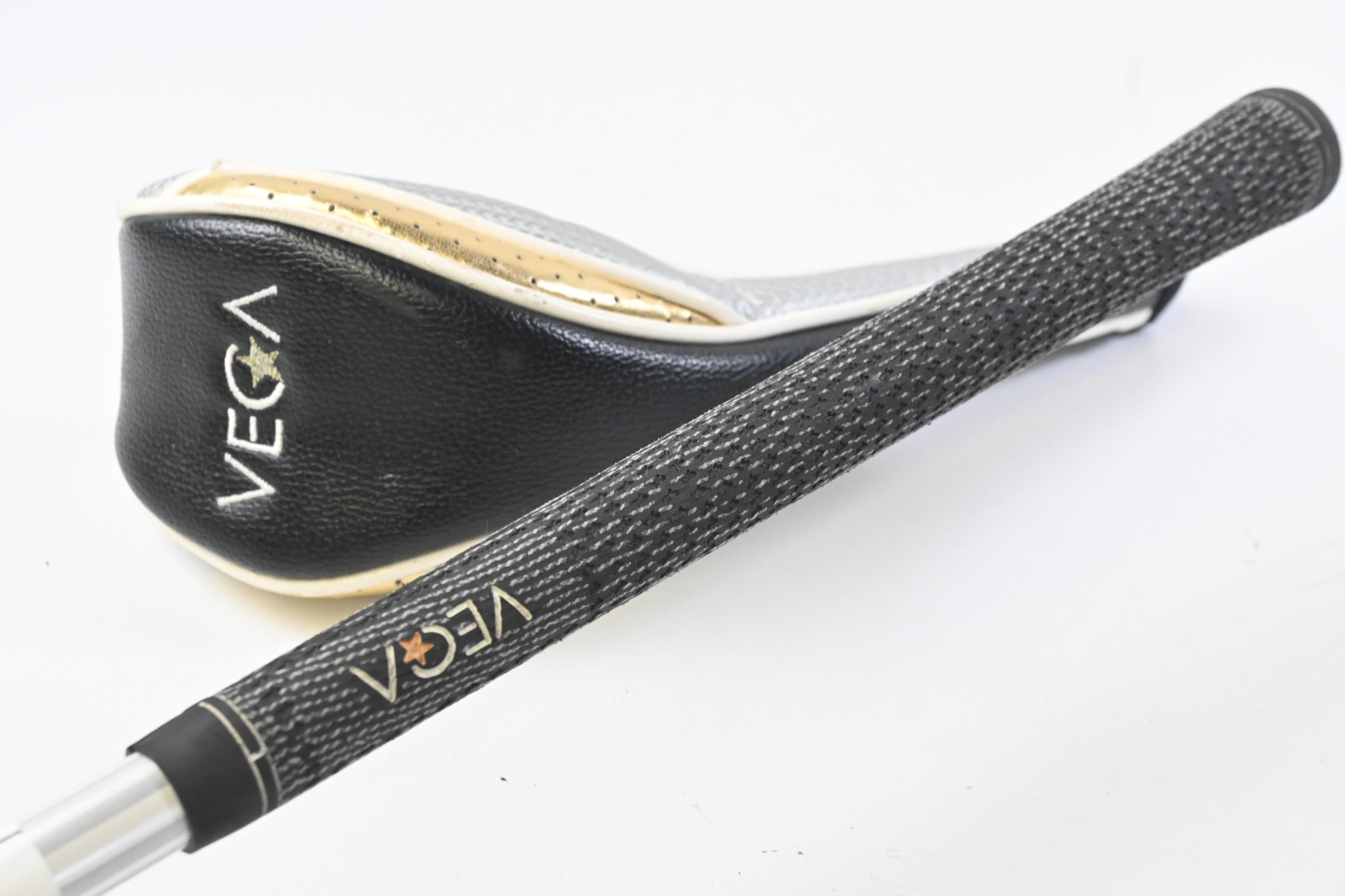 Vega RAF-02 #3 Hybrid / 15 Degree / Regular Flex UST Mamiya MP5 Micro Ply 51