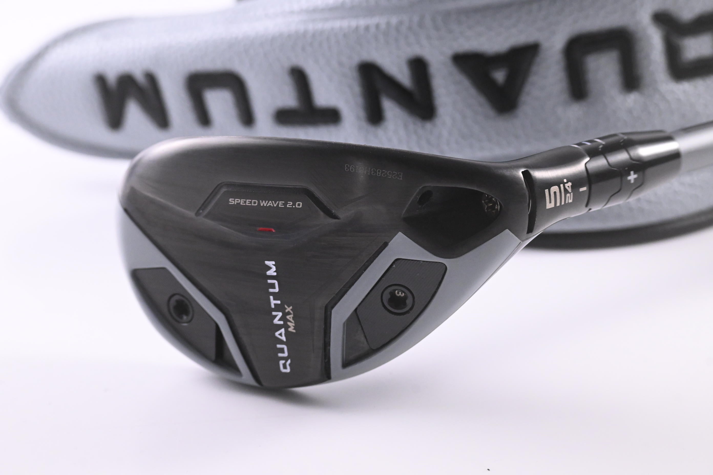 Callaway Quantum Max #5 Hybrid / 24 Degree / Regular Flex Denali Frost Silver 60
