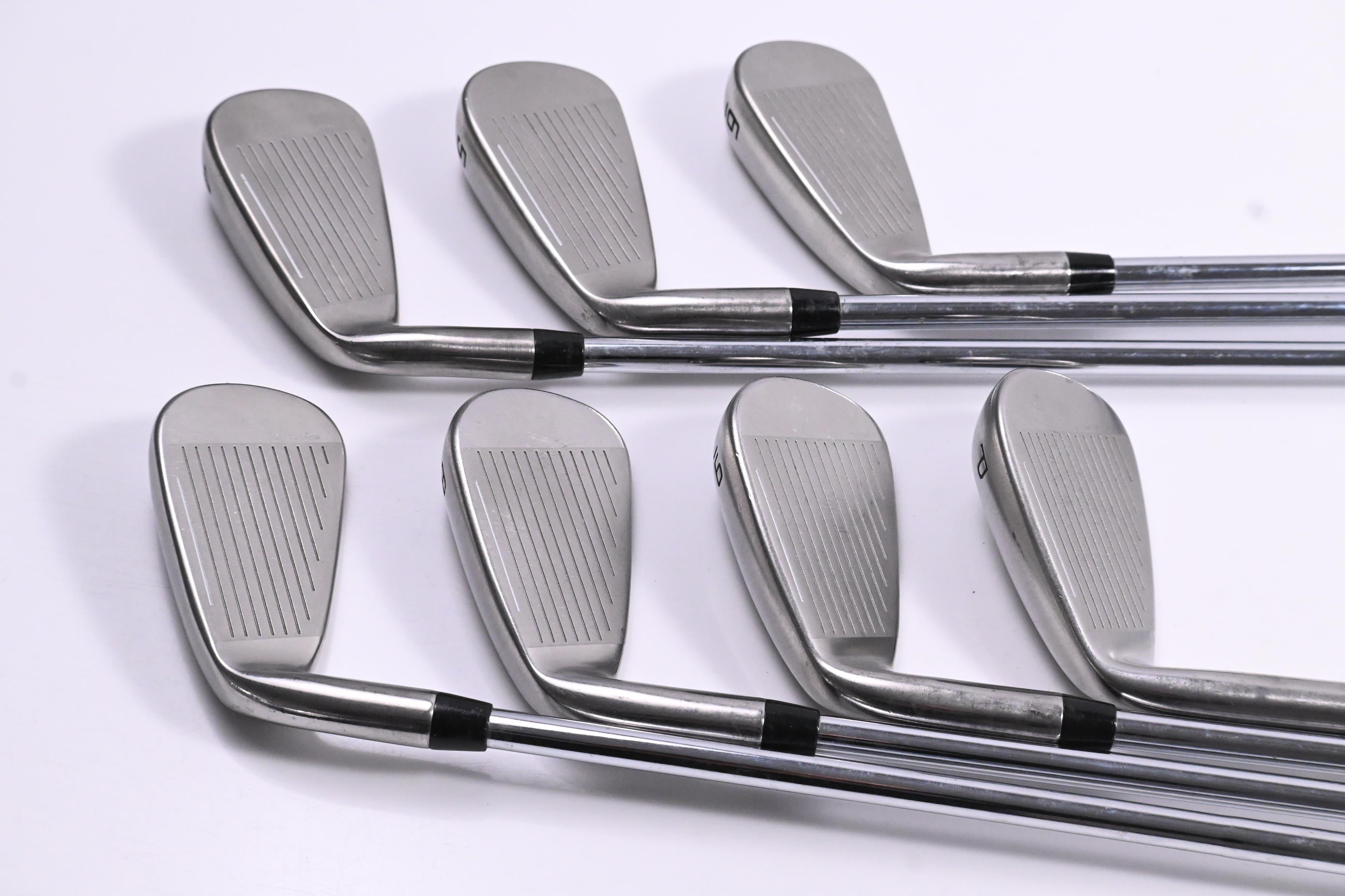 Cobra DS-Adapt Irons / 4-PW / Regular Flex Cobra Airspeed Shafts